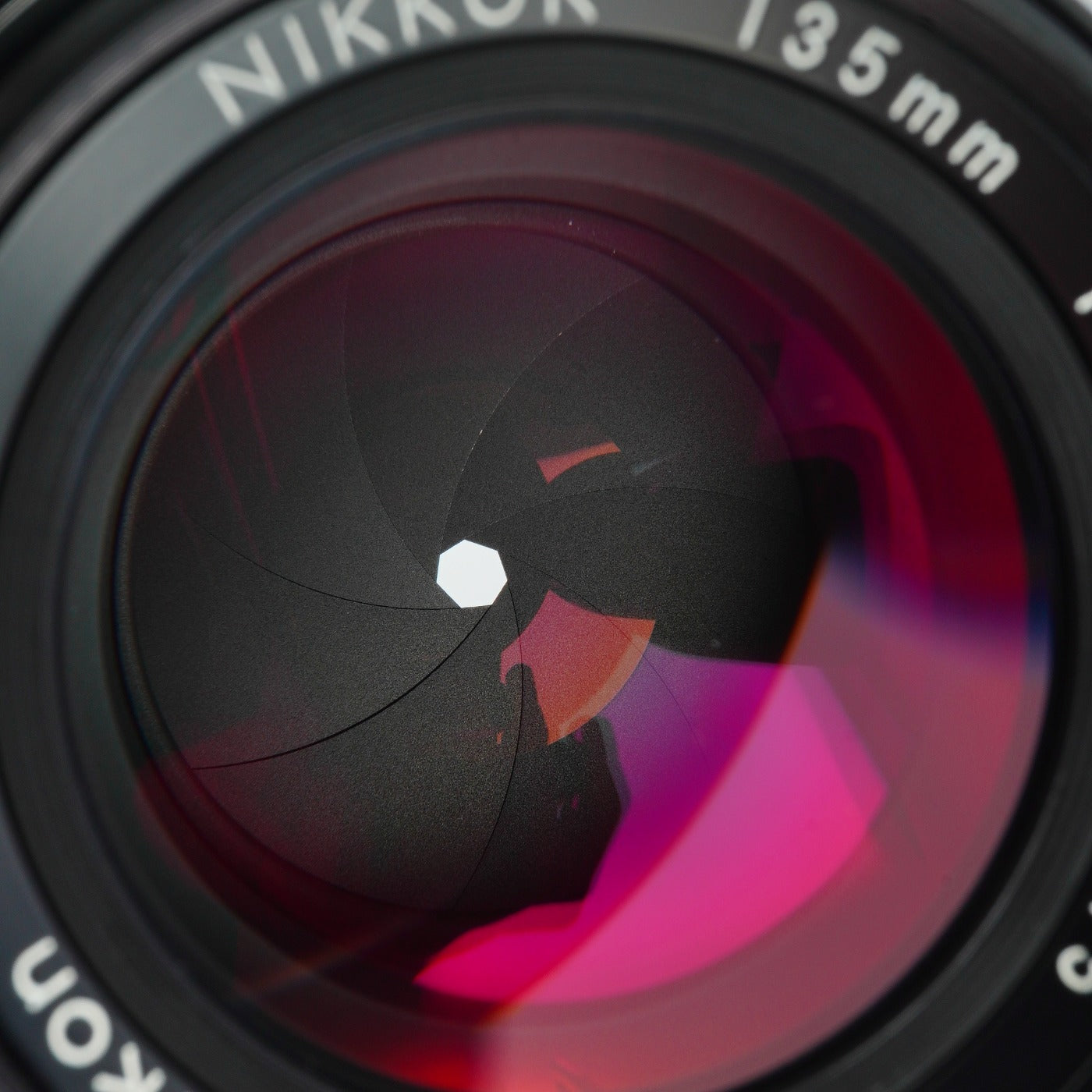 Nikon Ai NIKKOR 135mm F/3.5 prime lens