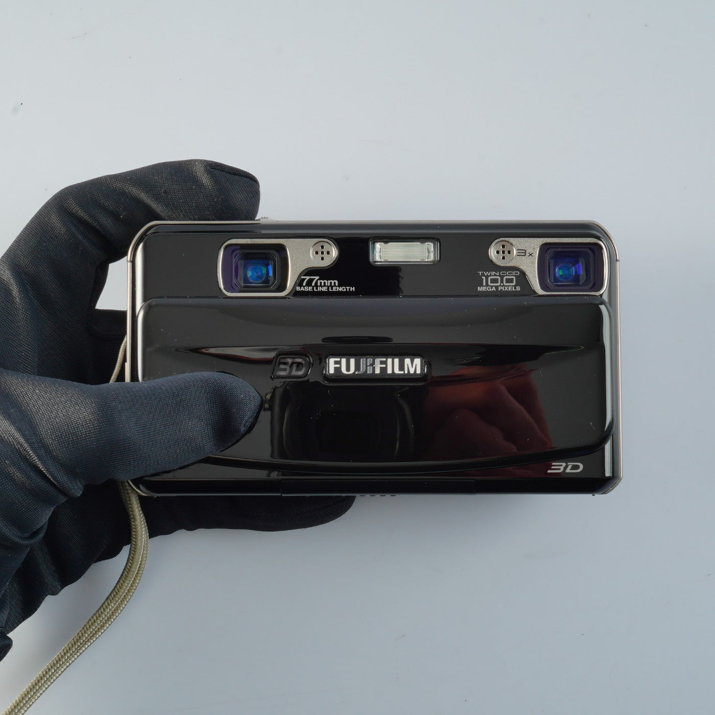 FUJIFILM FINEPIX REAL 3D W1 + SD 8GB コンパクトデジタルカメラ