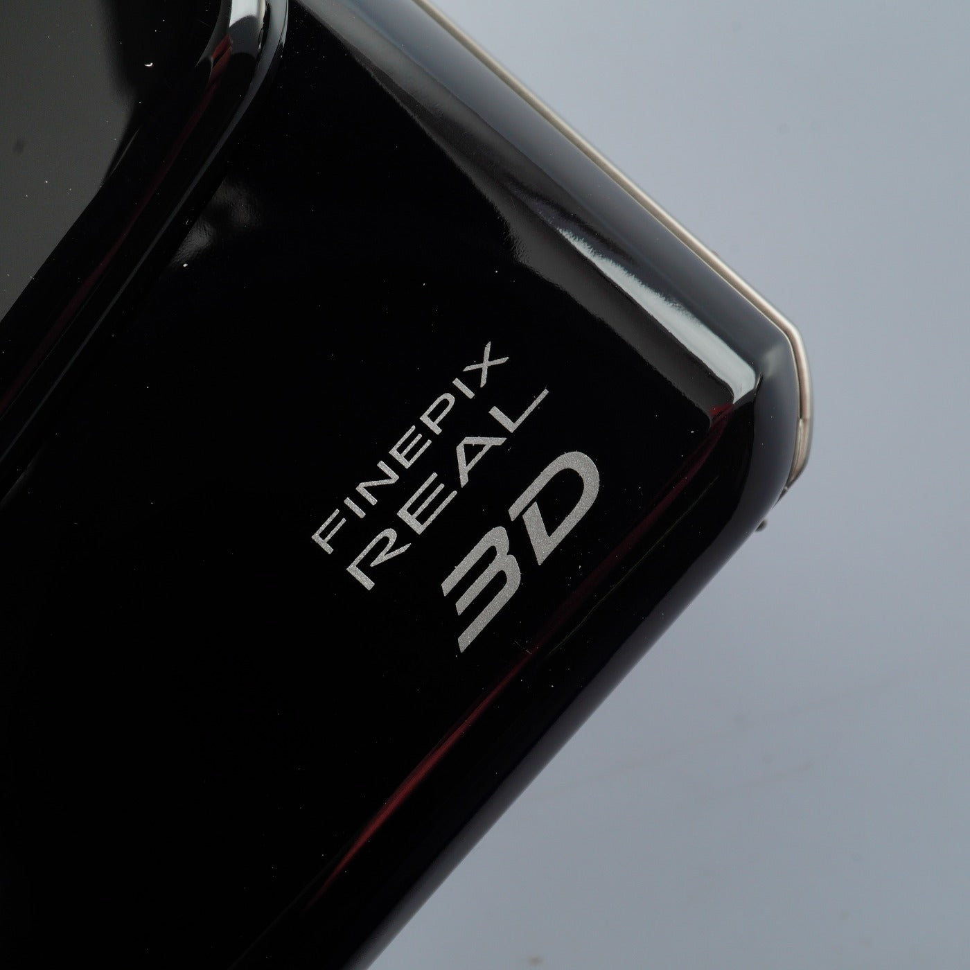 FUJIFILM FINEPIX REAL 3D W1 + SD 8GB コンパクトデジタルカメラ