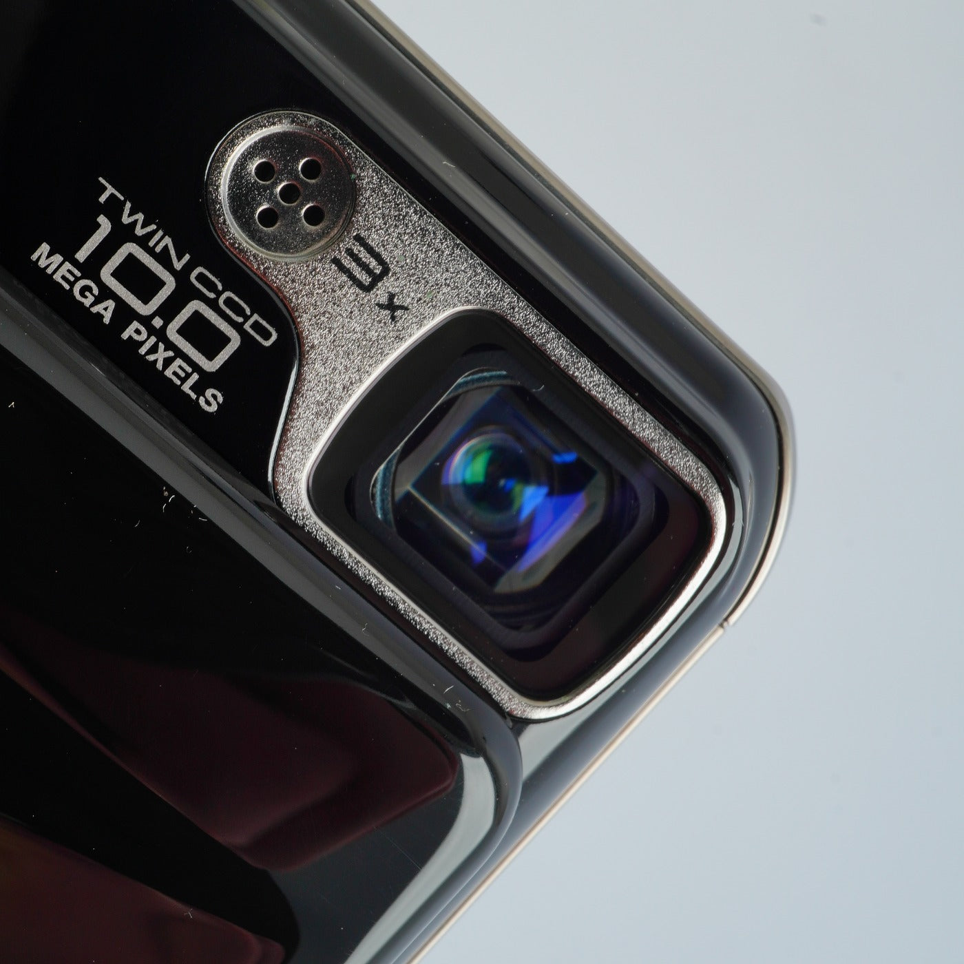 FUJIFILM FINEPIX REAL 3D W1 + SD 8GB コンパクトデジタルカメラ