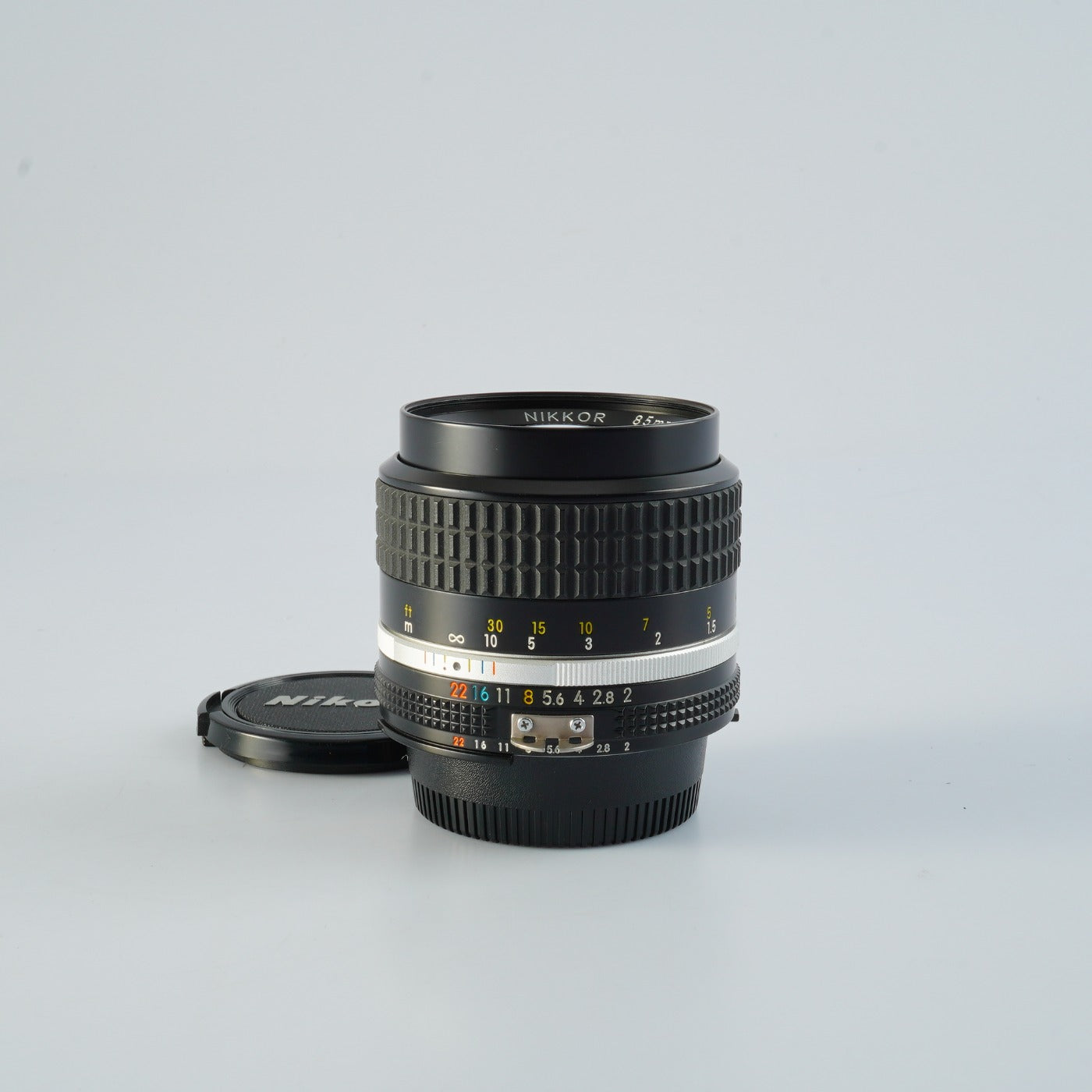 Nikon Ai-S NIKKOR 85mm F/2 prime lens