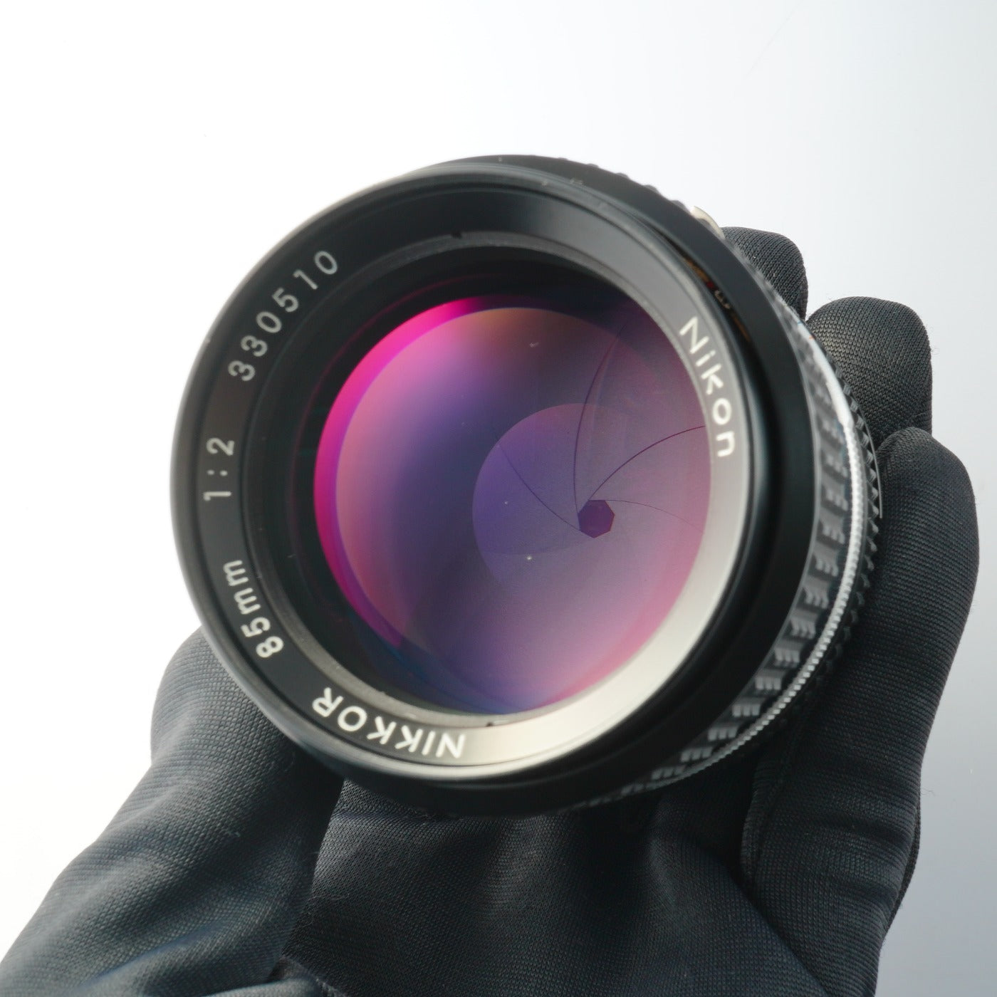 Nikon Ai-S NIKKOR 85mm F/2 prime lens