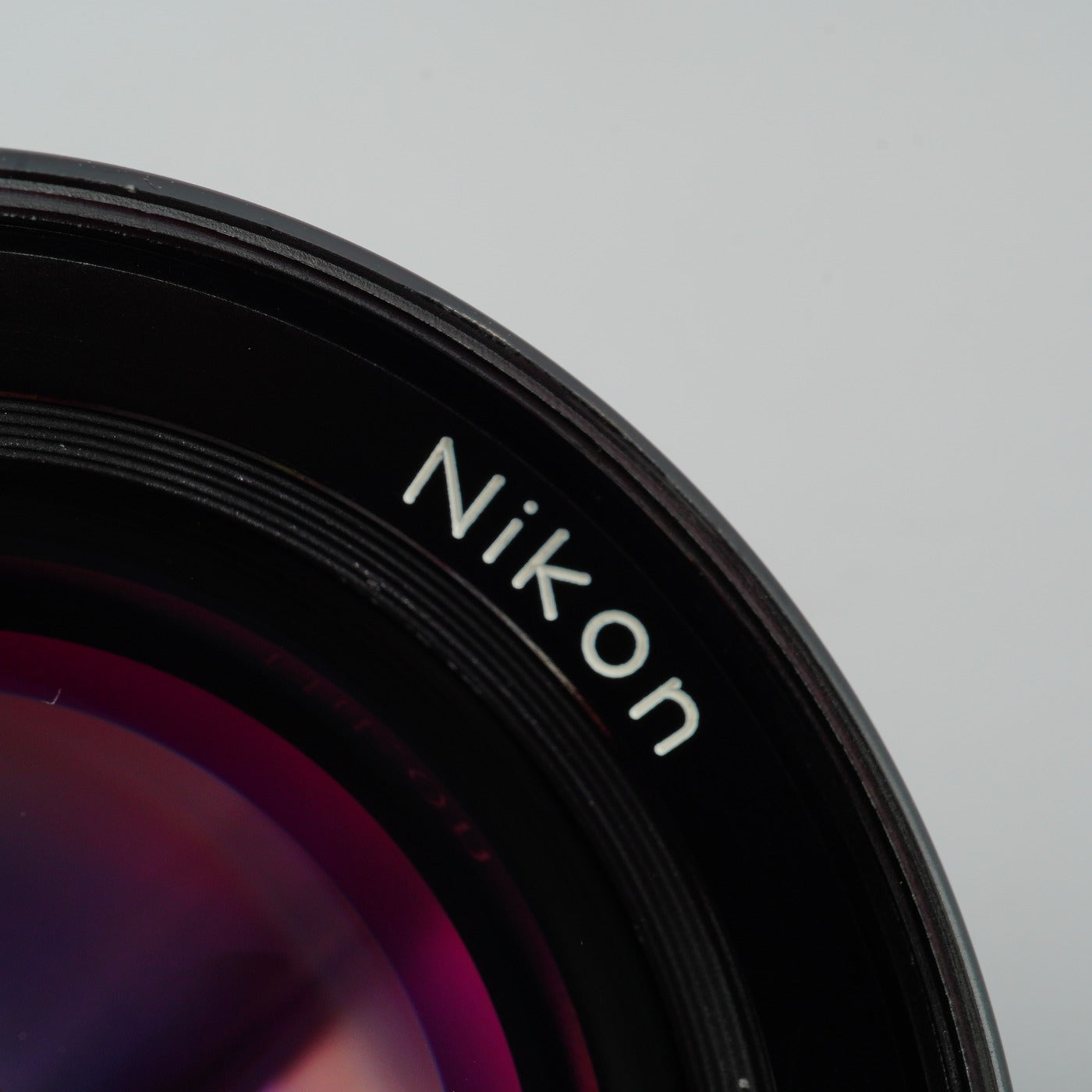 Nikon Ai-S NIKKOR 85mm F/2 prime lens