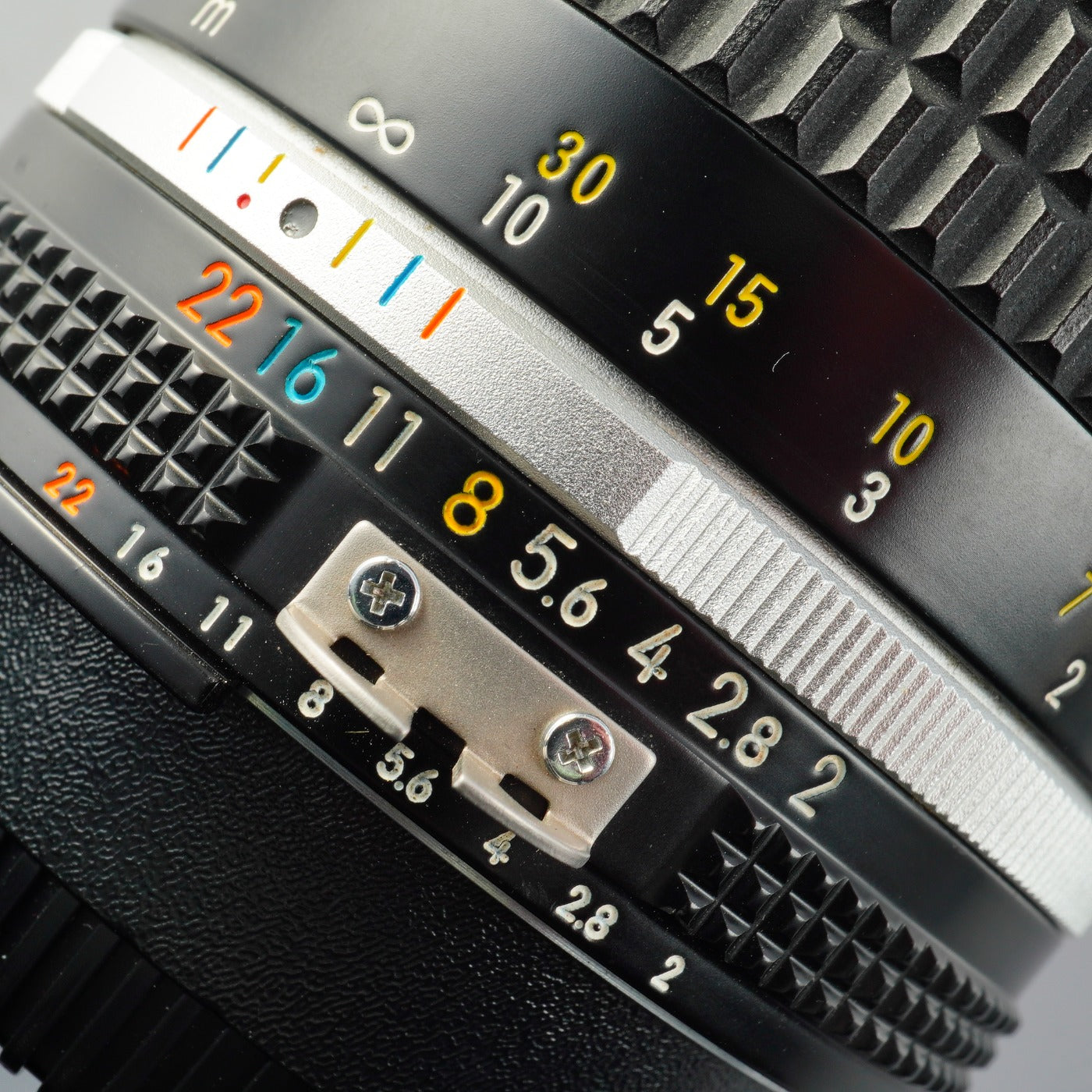 Nikon Ai-S NIKKOR 85mm F/2 prime lens