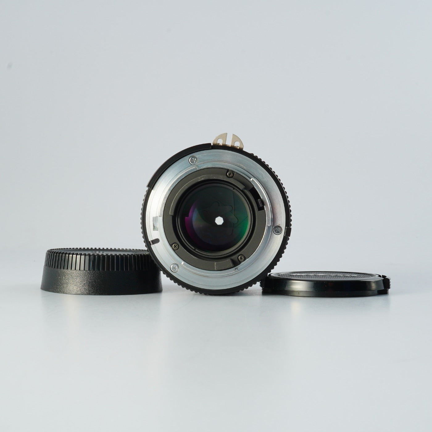 Nikon Ai-S NIKKOR 85mm F/2 prime lens