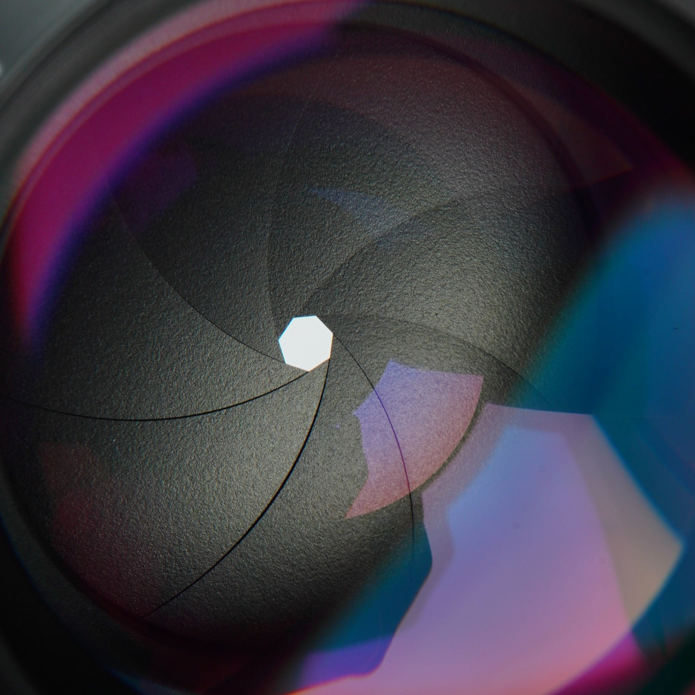 Nikon Ai-S NIKKOR 85mm F/2 prime lens