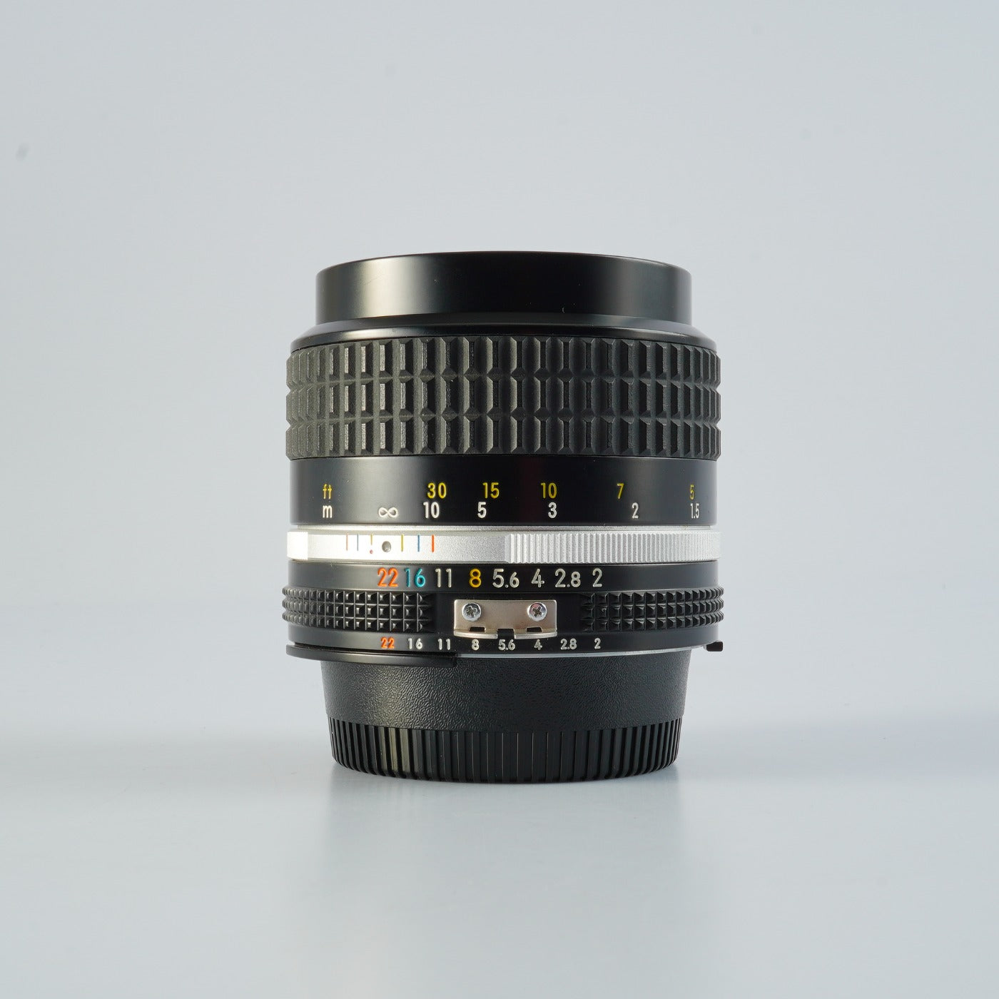 Nikon Ai-S NIKKOR 85mm F/2 prime lens
