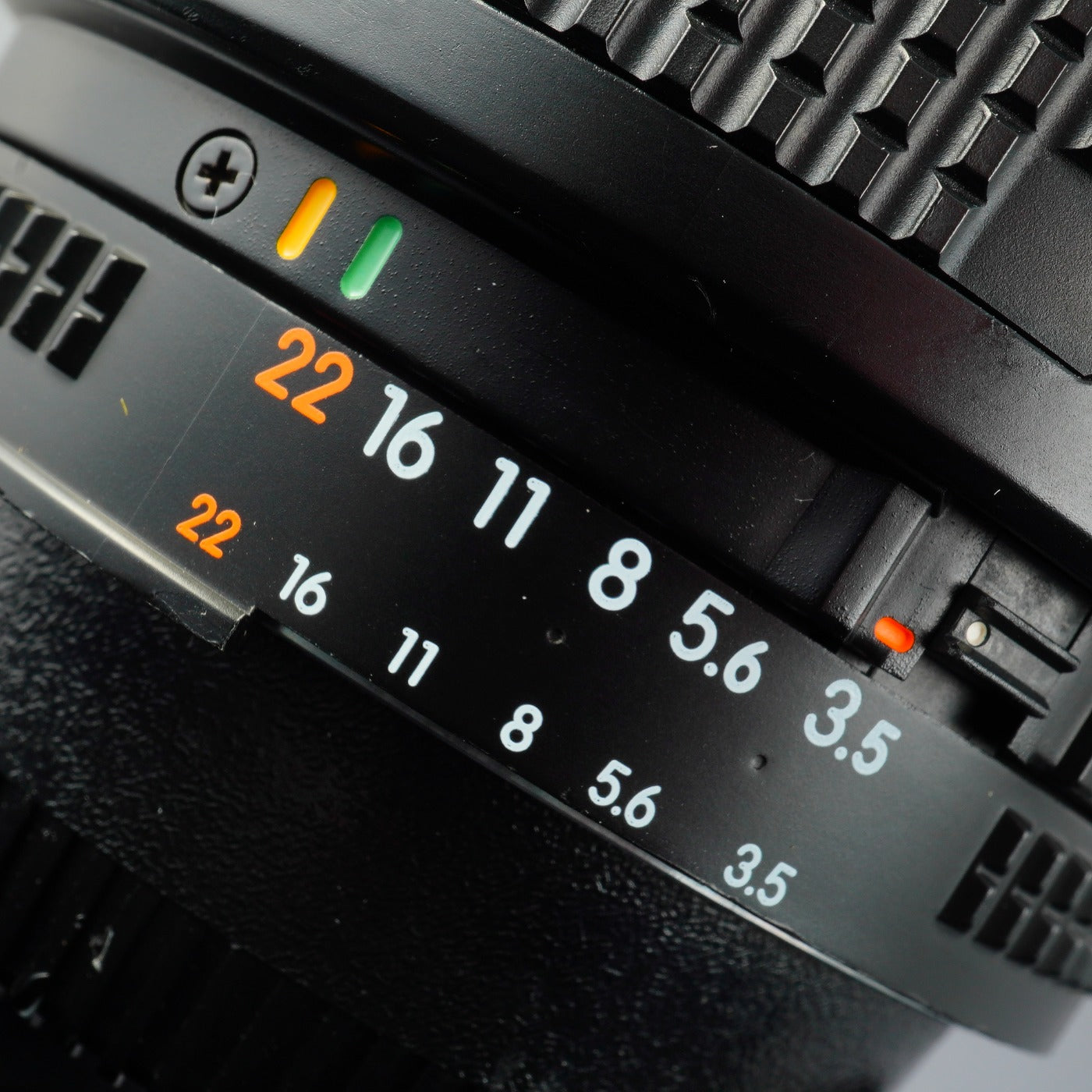 Nikon AF NIKKOR 28-85mm F/3.5-4.5 Zoom Lens