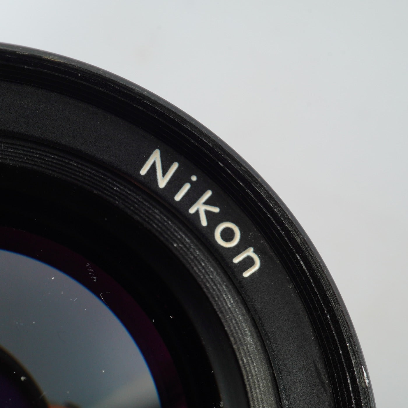 Nikon Ai NIKKOR 85mm F/2 単焦点レンズ