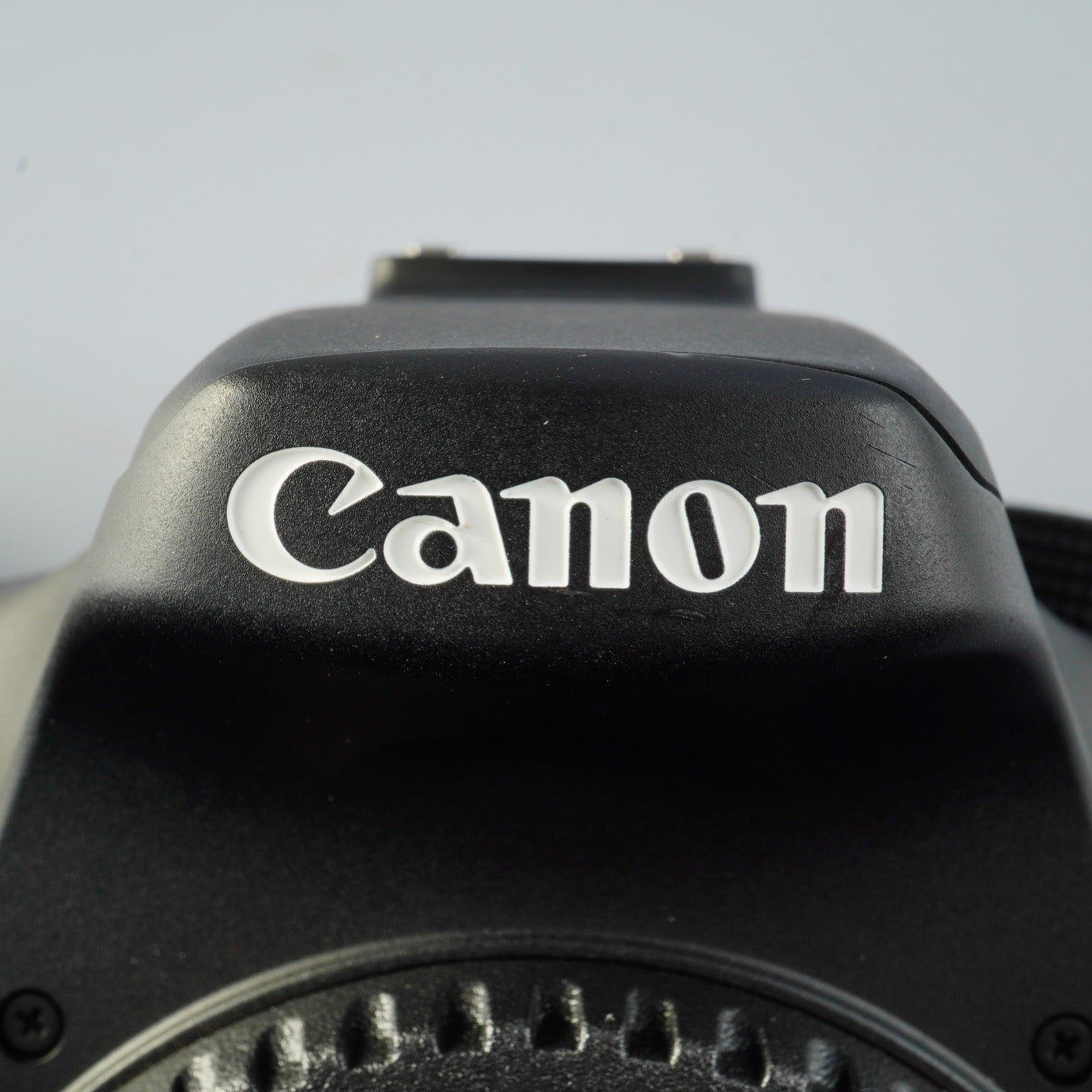 Canon 70D + SD 4GB デジタル一眼レフカメラ