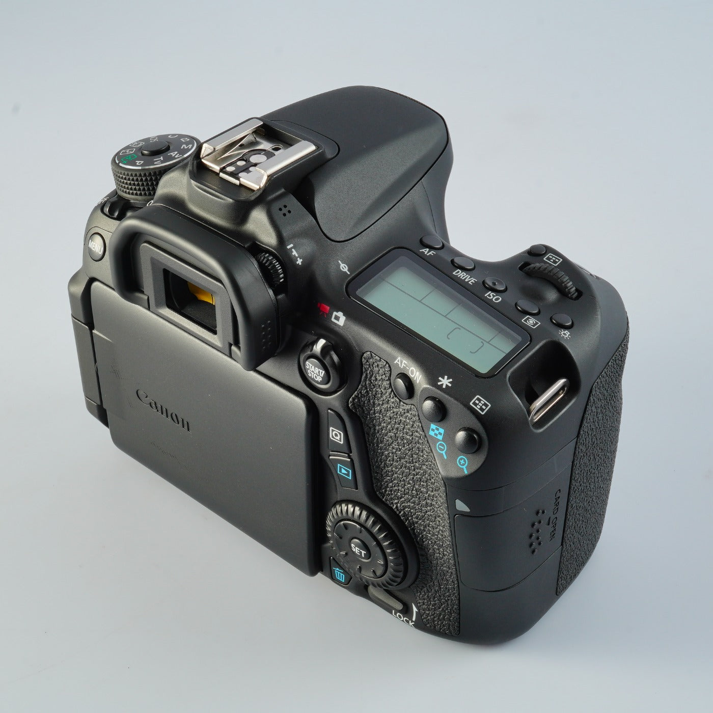 Canon 70D + SD 4GB デジタル一眼レフカメラ