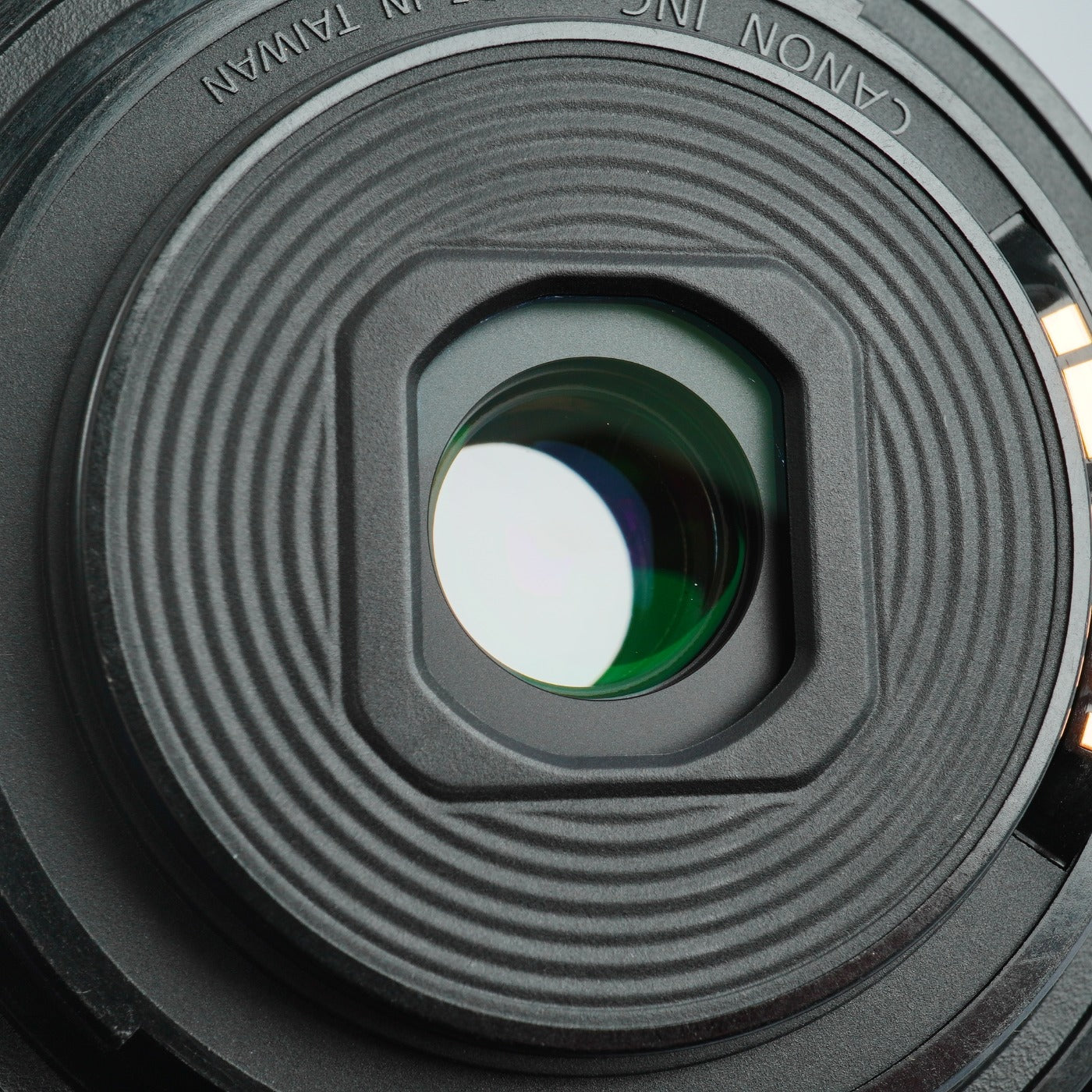 Canon EF-S 18-55mm F/4-5.6 IS STM ズームレンズ