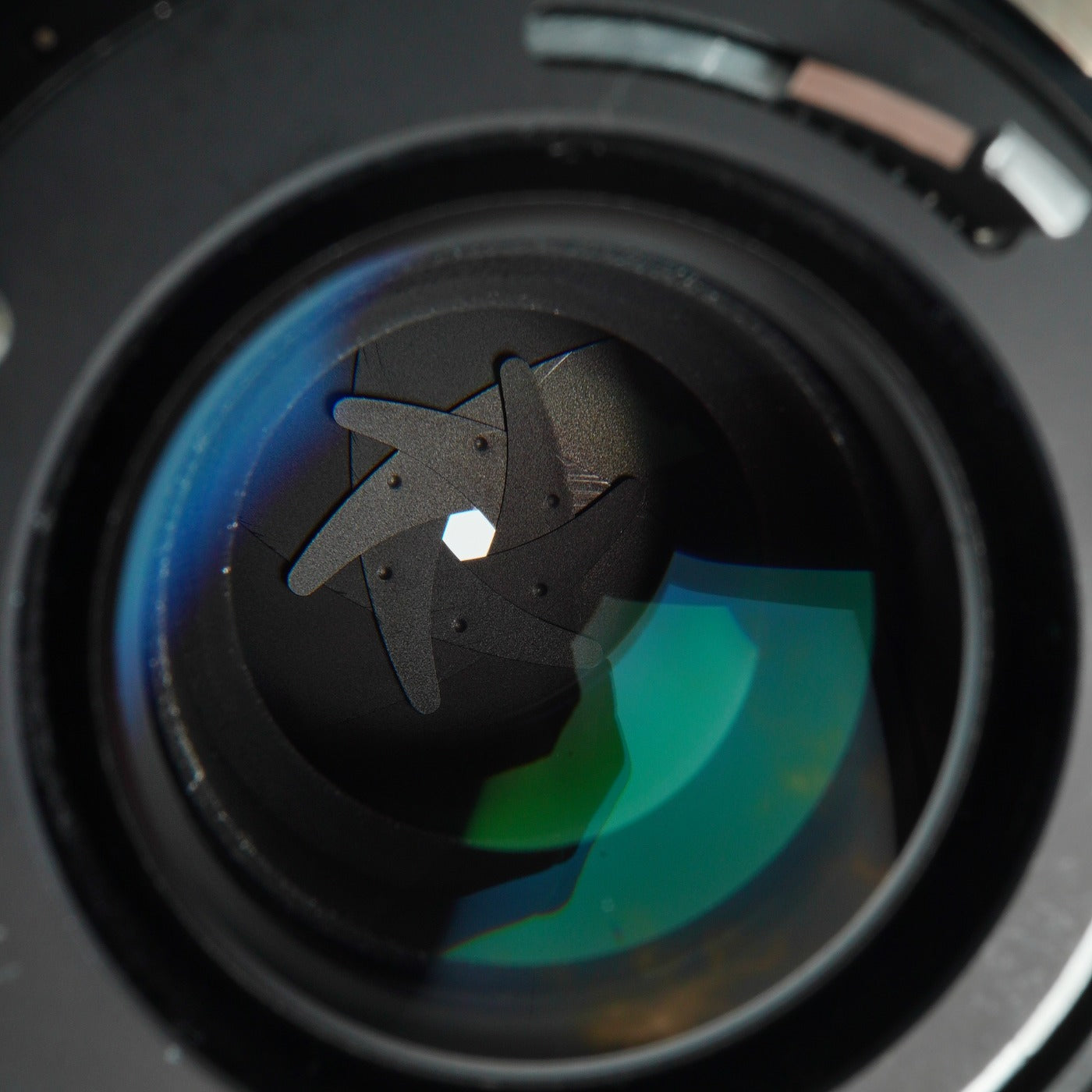 レンズ(単焦点) CANON NEW FD 100mm f/2.8 #7622 Canon FD 100mm F/2.8 単焦点レンズ – 山田写真機店