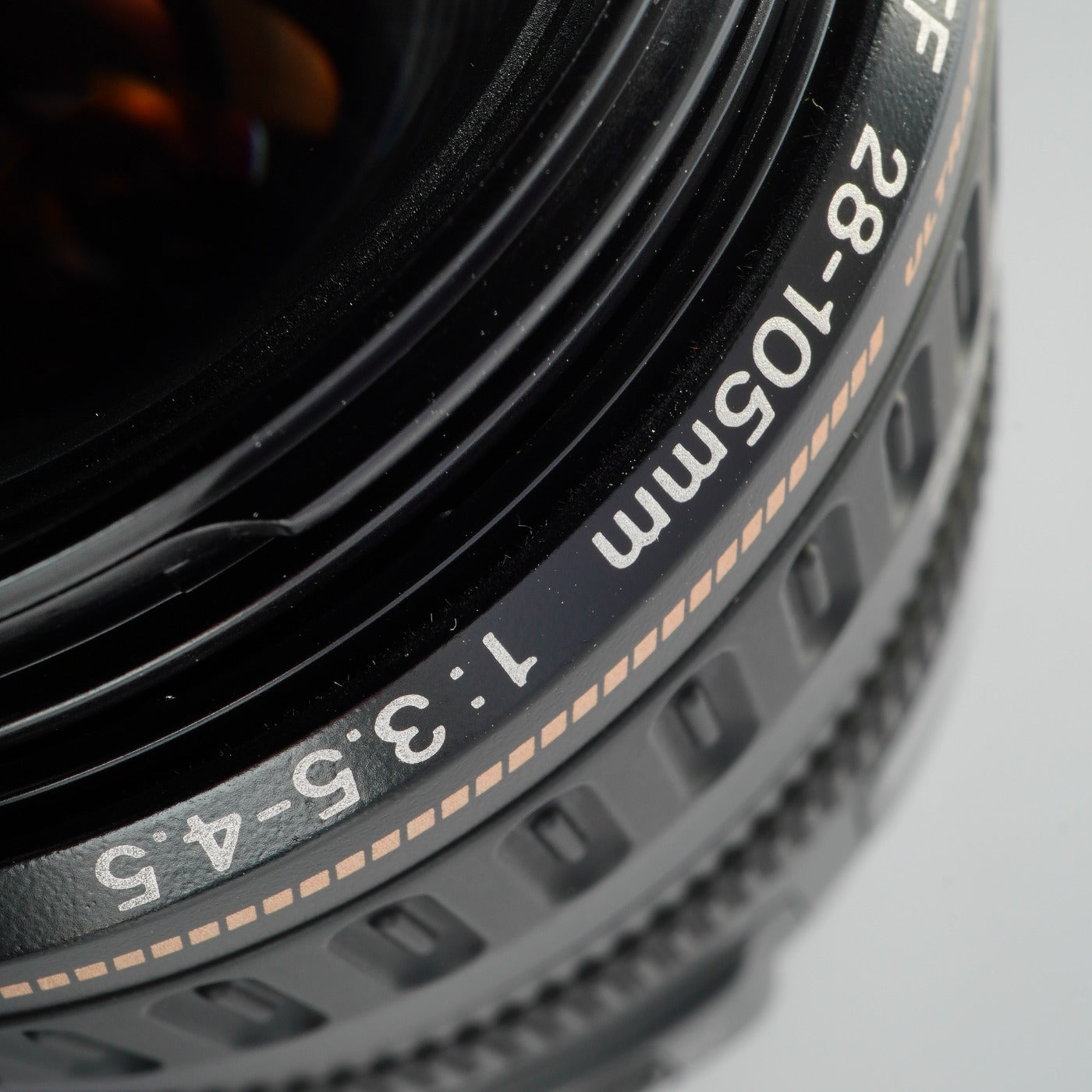 Canon EF 28–105 mm F/3.5–4.5 USM Zoomobjektiv