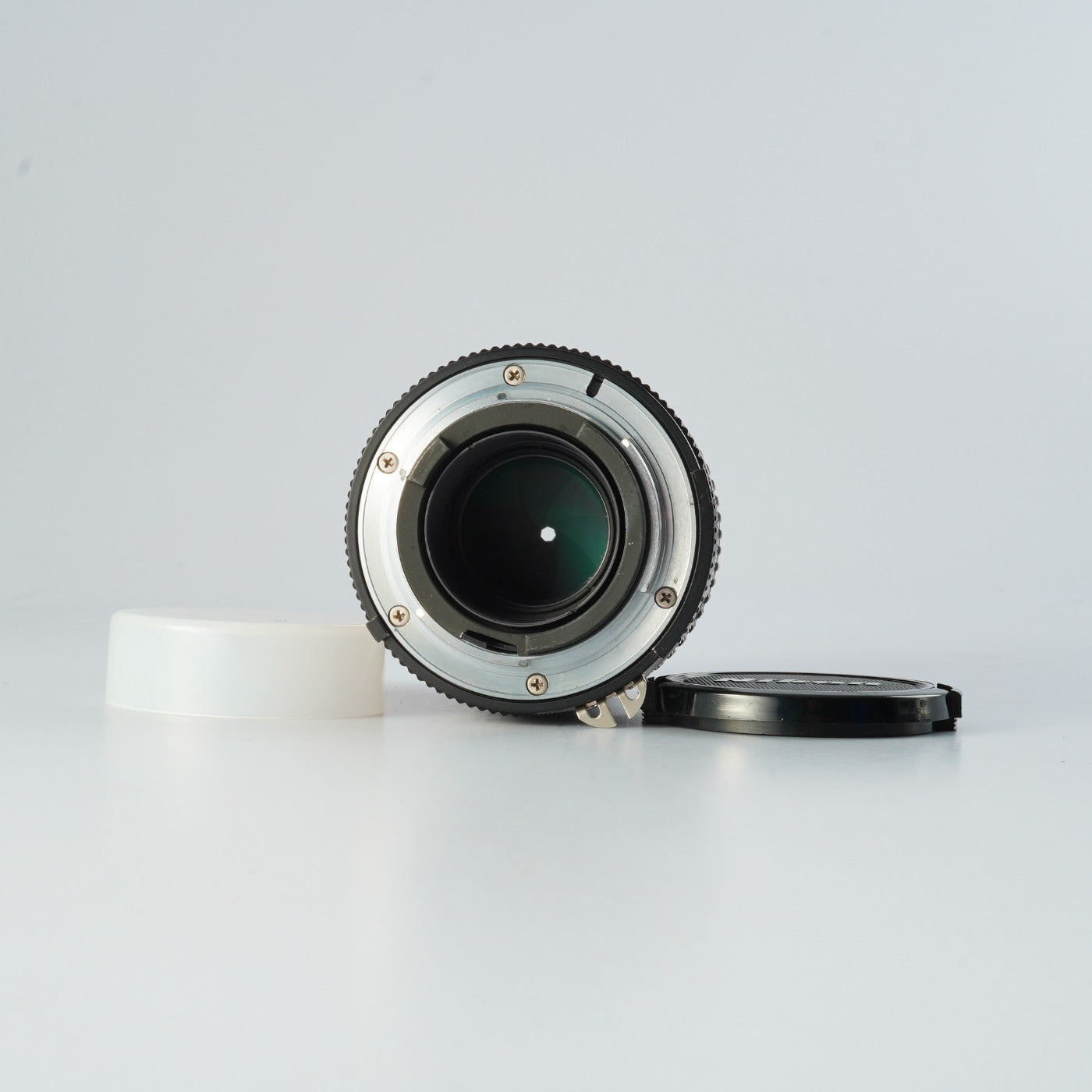 Nikon Ai NIKKOR 135mm F/2.8 prime lens