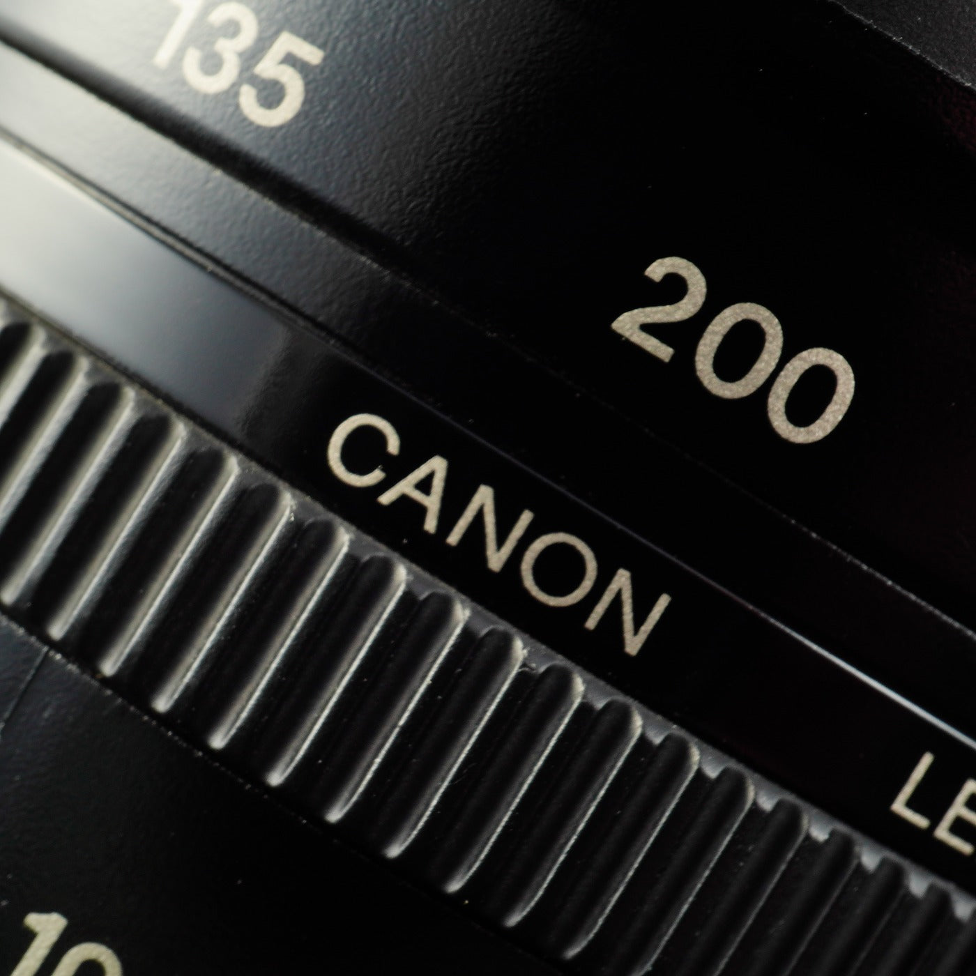 Canon EF 100-300mm F/4.5-5.6 USM Zoomobjektiv