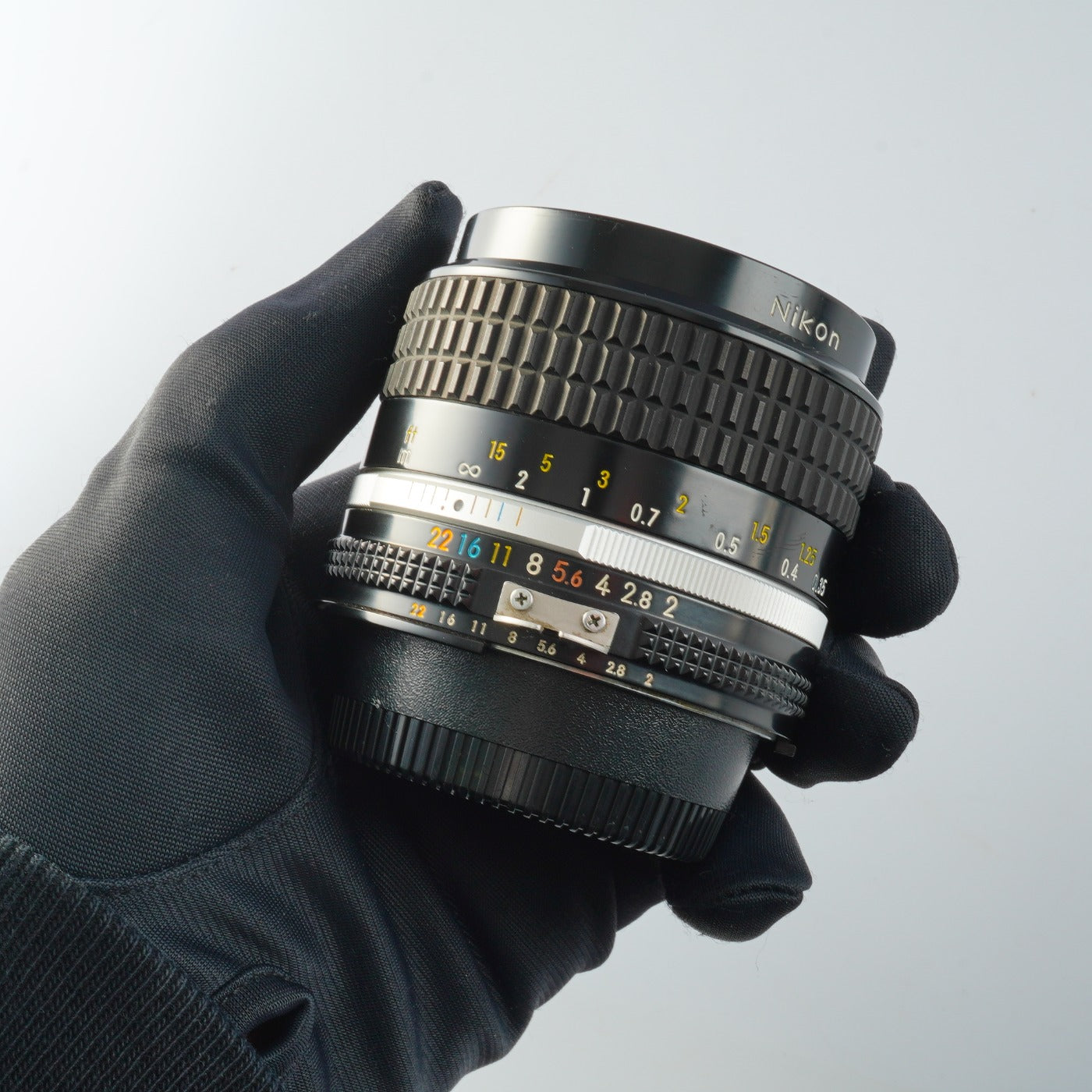 Nikon Ai-S NIKKOR 35mm F/2 prime lens