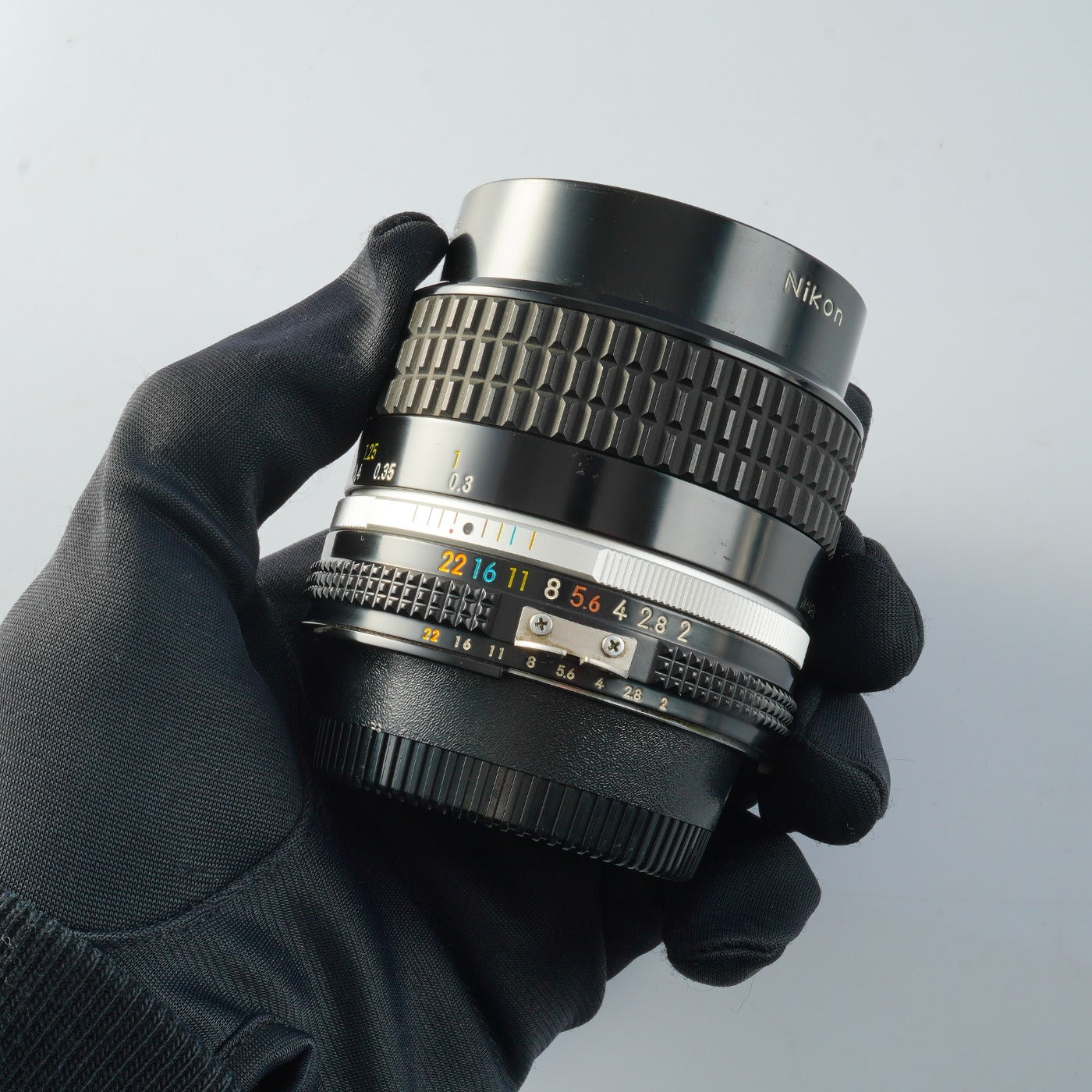 Nikon Ai-S NIKKOR 35mm F/2 prime lens
