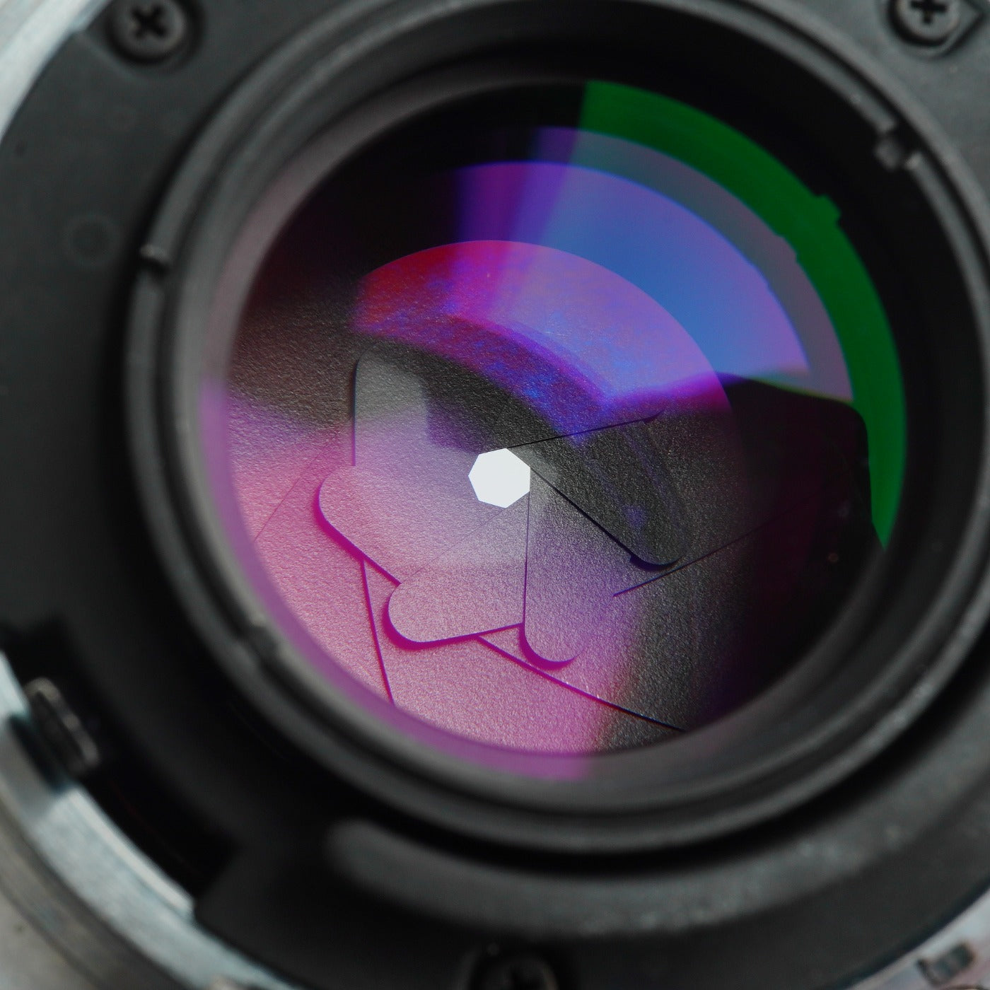 Nikon Ai-S NIKKOR 35mm F/2 prime lens