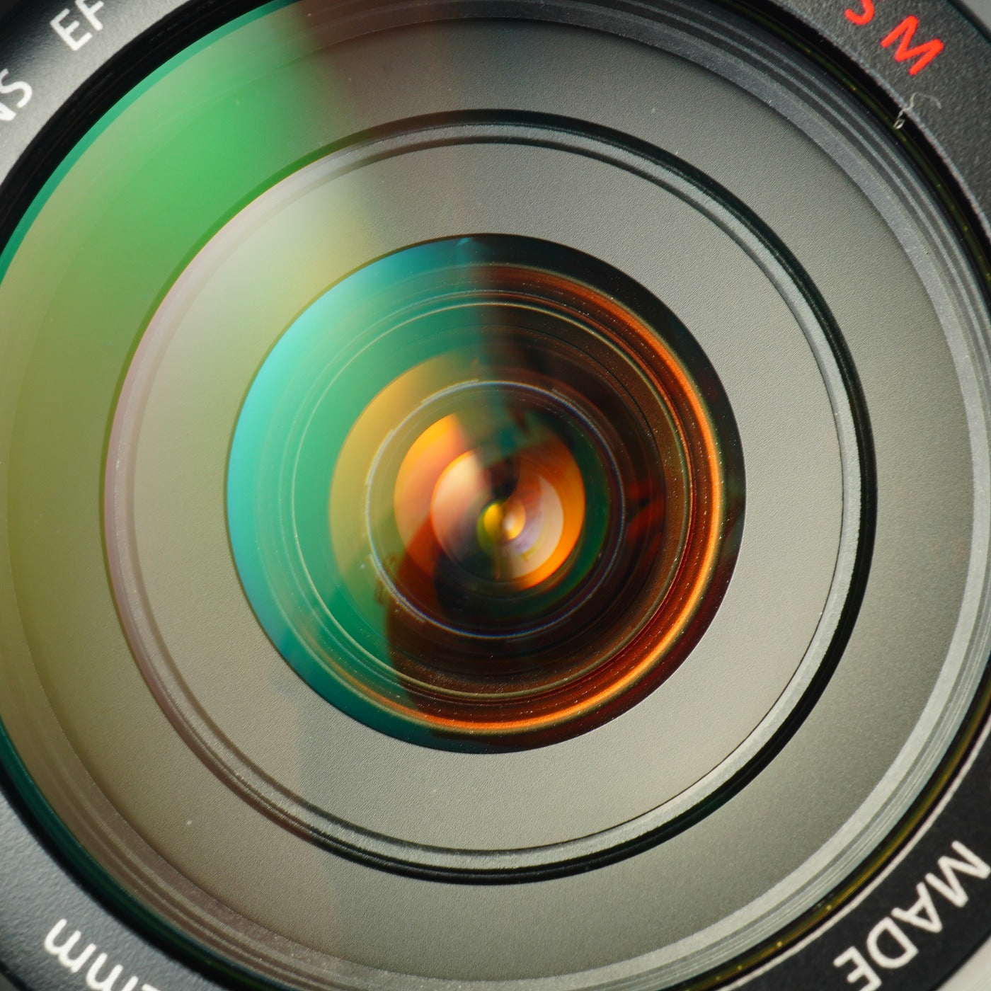 Canon EF 28-200mm F/3.5-5.6 USM Zoomobjektiv