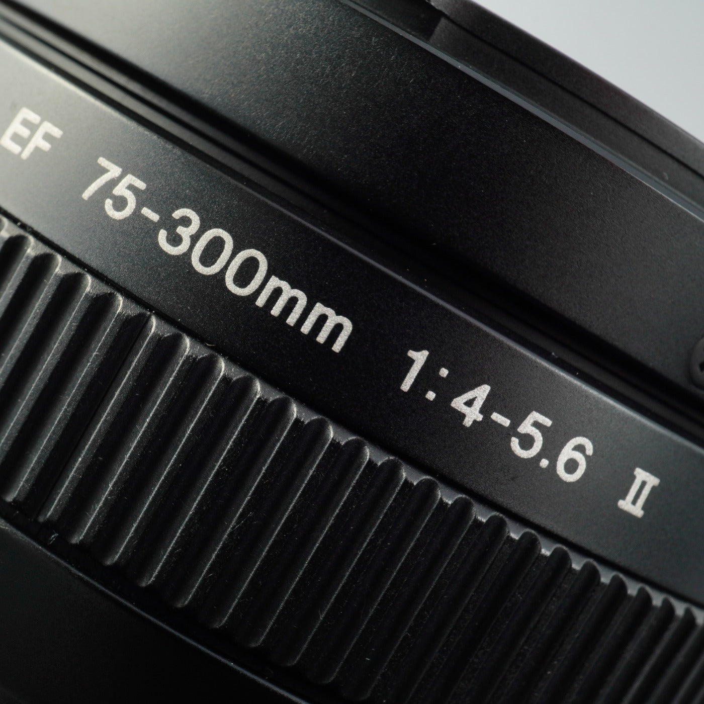 Canon EF 75-300mm 1:4-5.6 Ⅱ ズームレンズ カメラ Canon 75-300mm f4-5.6 II - Lens – Kamerastore