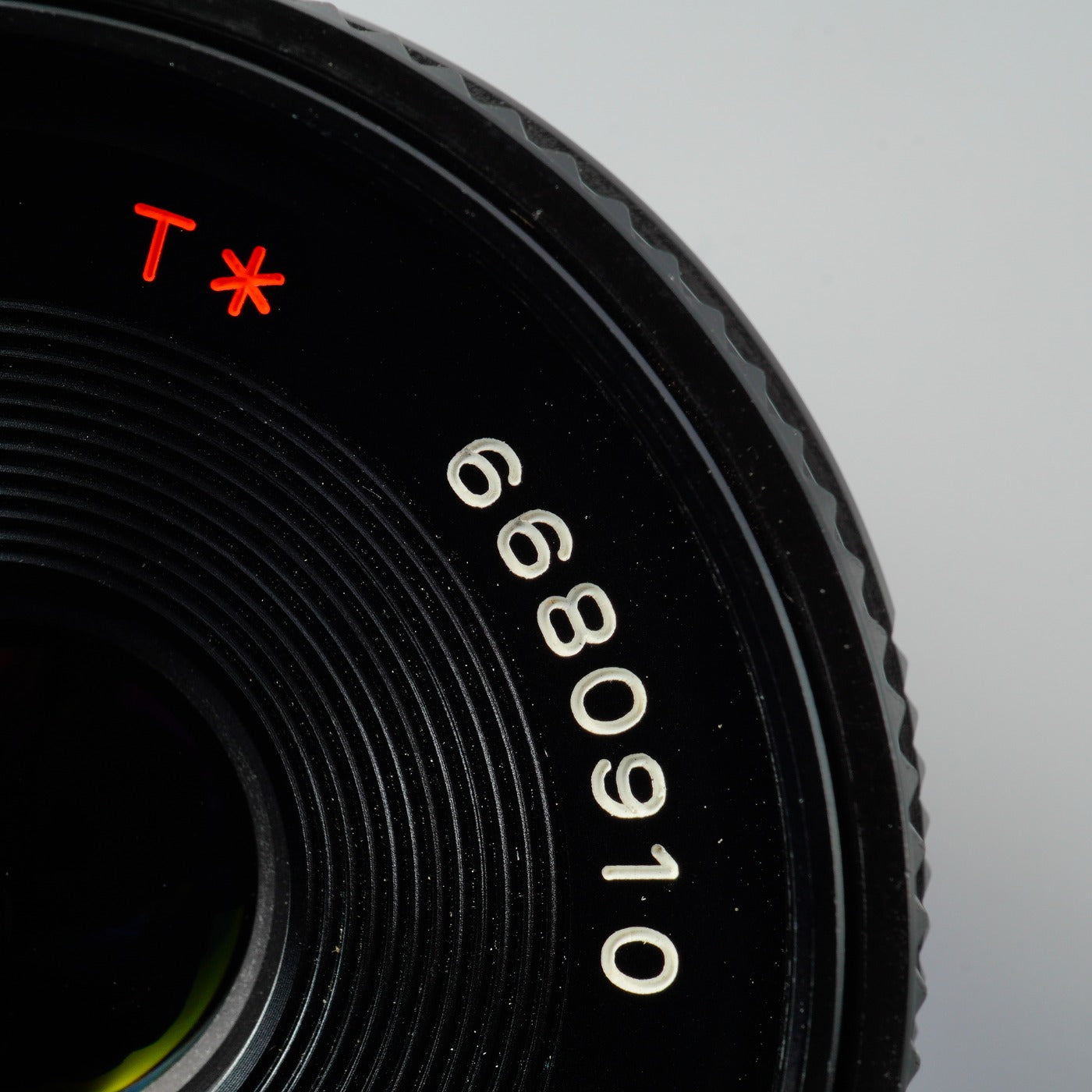 CONTAX Carl Zeiss Planar T* 45mm F/2.8 MMJ Prime Lens