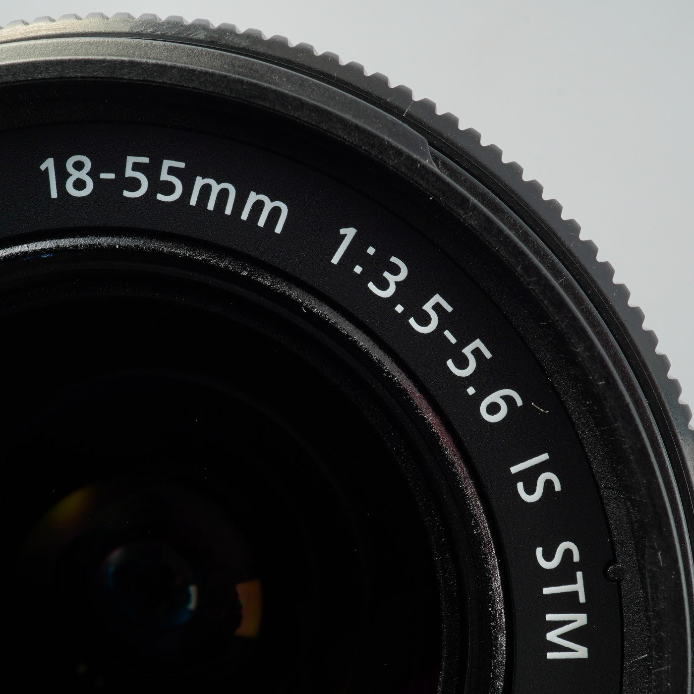 Canon EF-S 18-55mm F/3.5-5.6 IS STM Zoomobjektiv