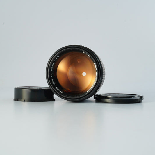 Canon FD 135mm F/2.5 prime lens