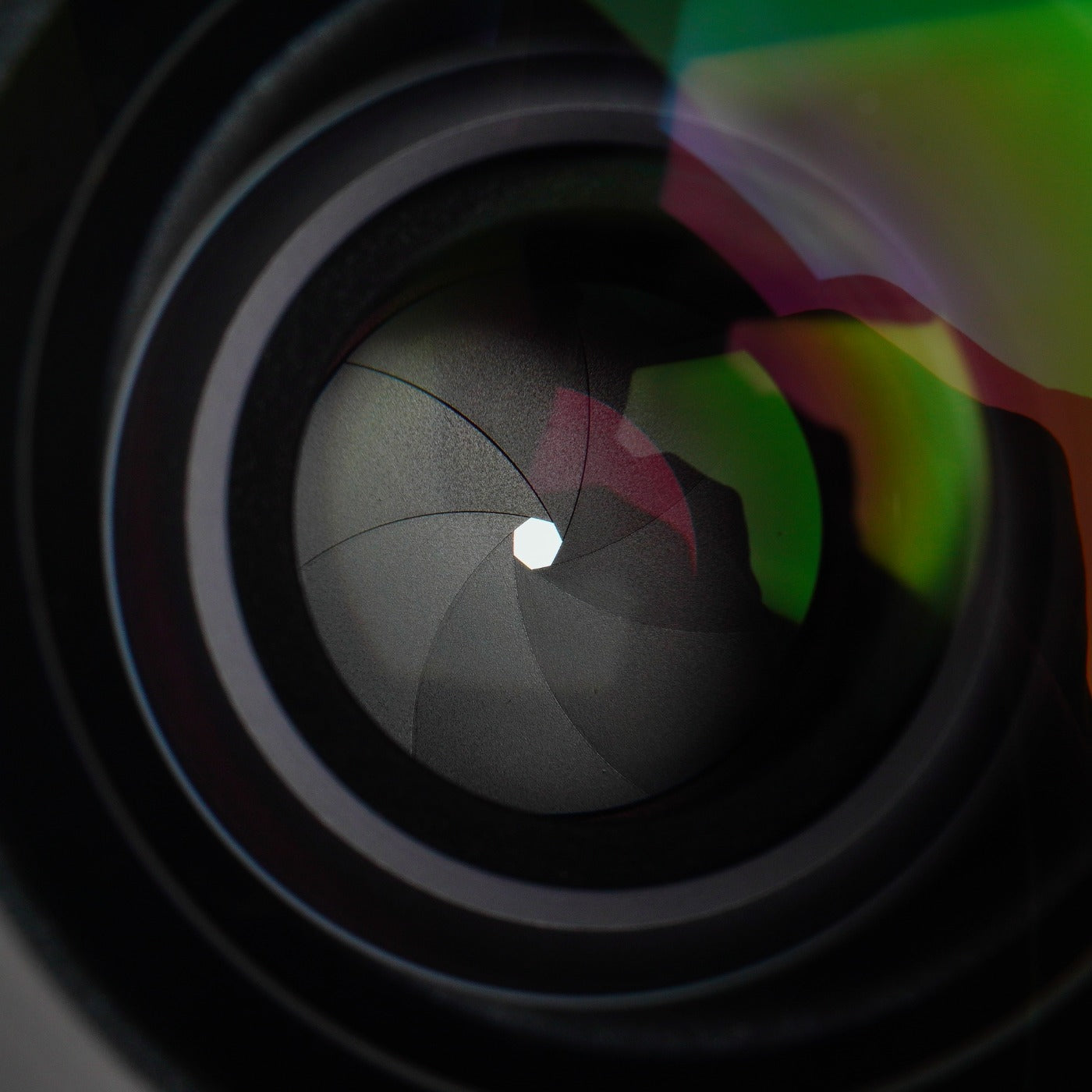 Nikon Ai Nikkor 35mm F/2 prime lens