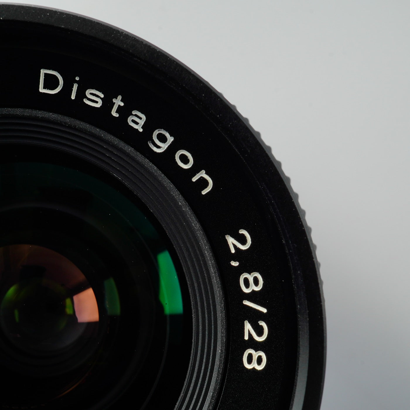 CONTAX Carl Zeiss Distagon T* 28mm F/2.8 MMJ Prime Lens