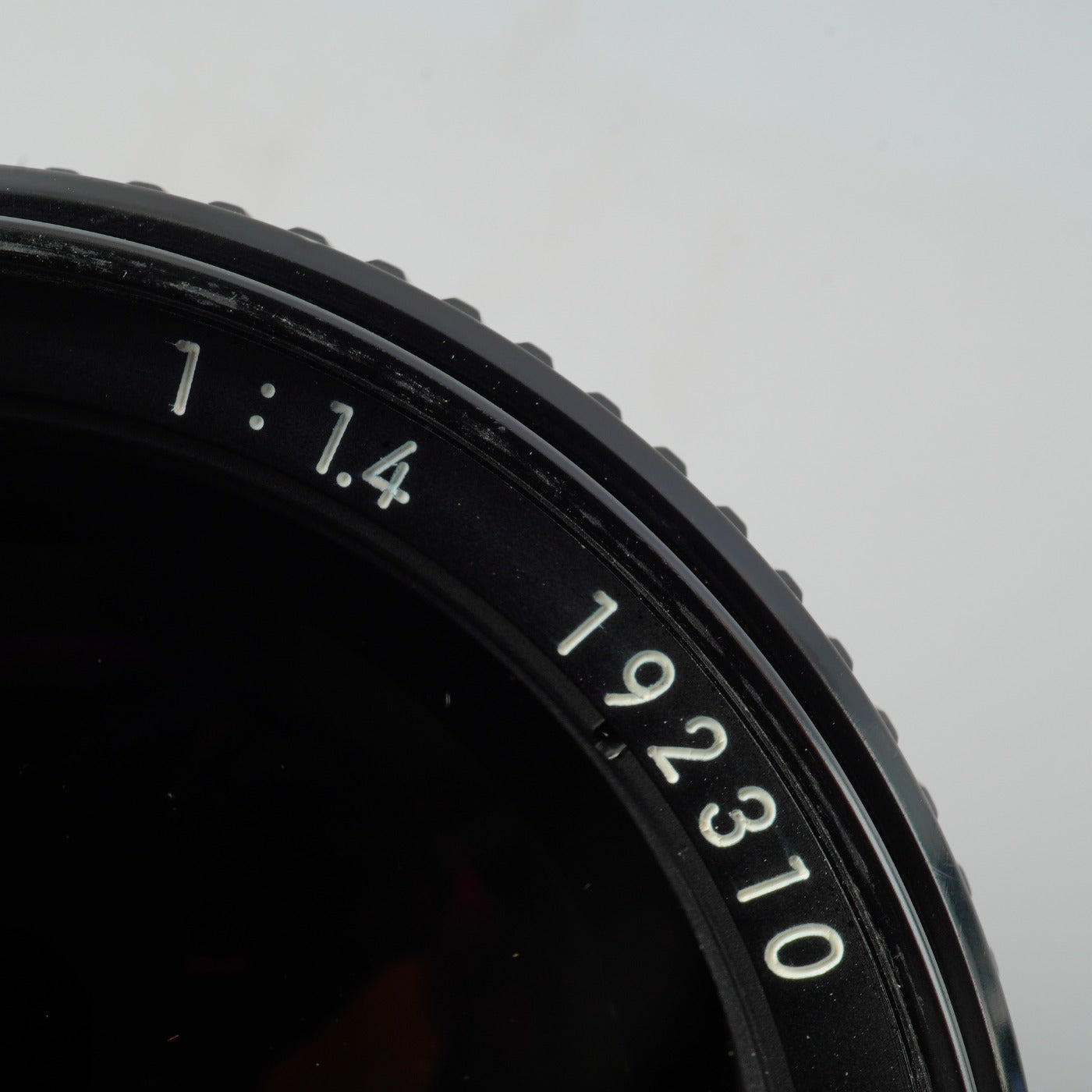 Nikon Ai-S NIKKOR 85mm F/1.4 単焦点レンズ