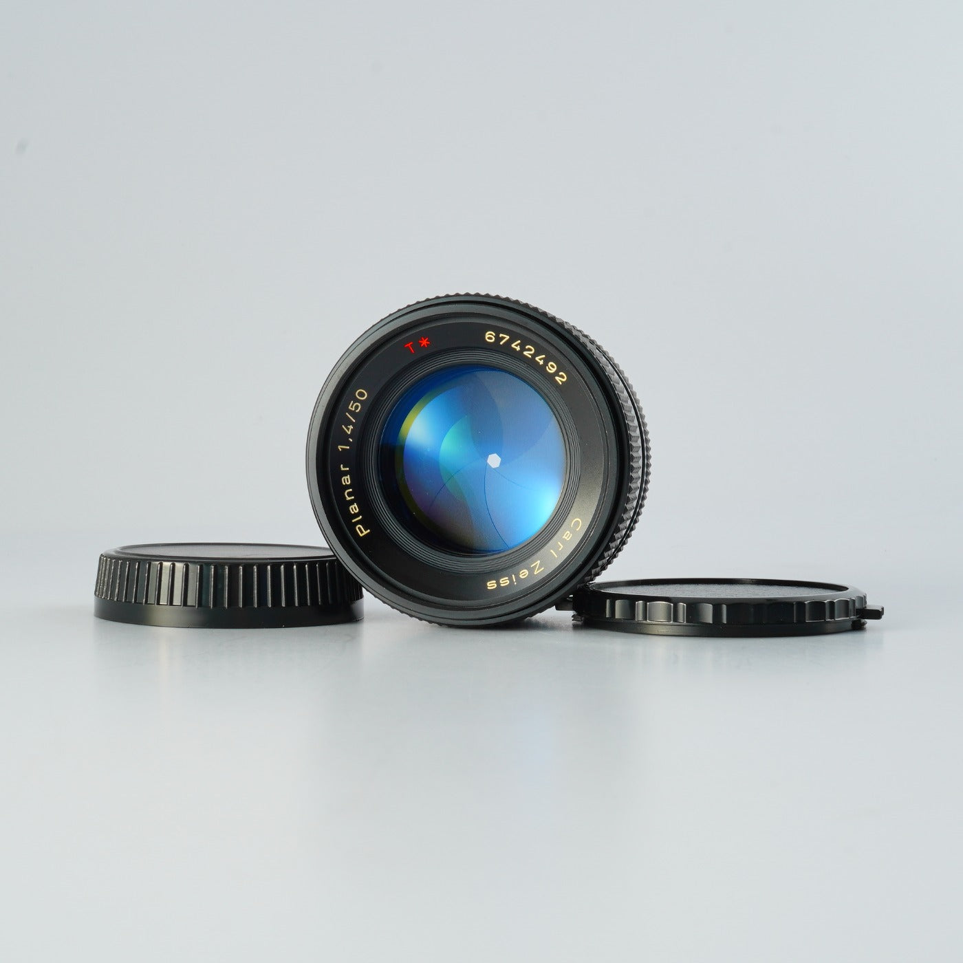CONTAX Carl Zeiss Planar T* 50mm F/1.4 AEJ Prime Lens