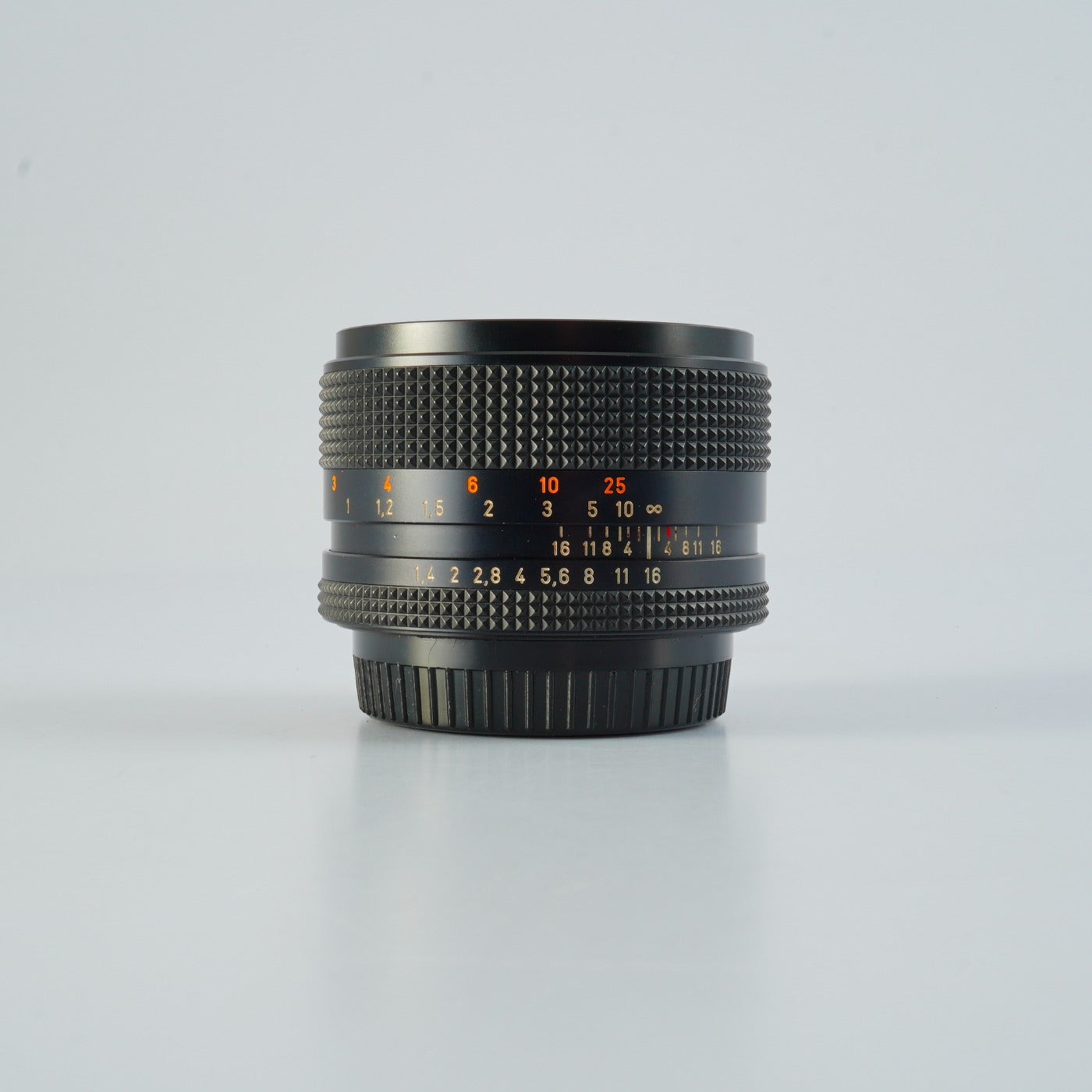 CONTAX Carl Zeiss Planar T* 50mm F/1.4 AEJ Prime Lens