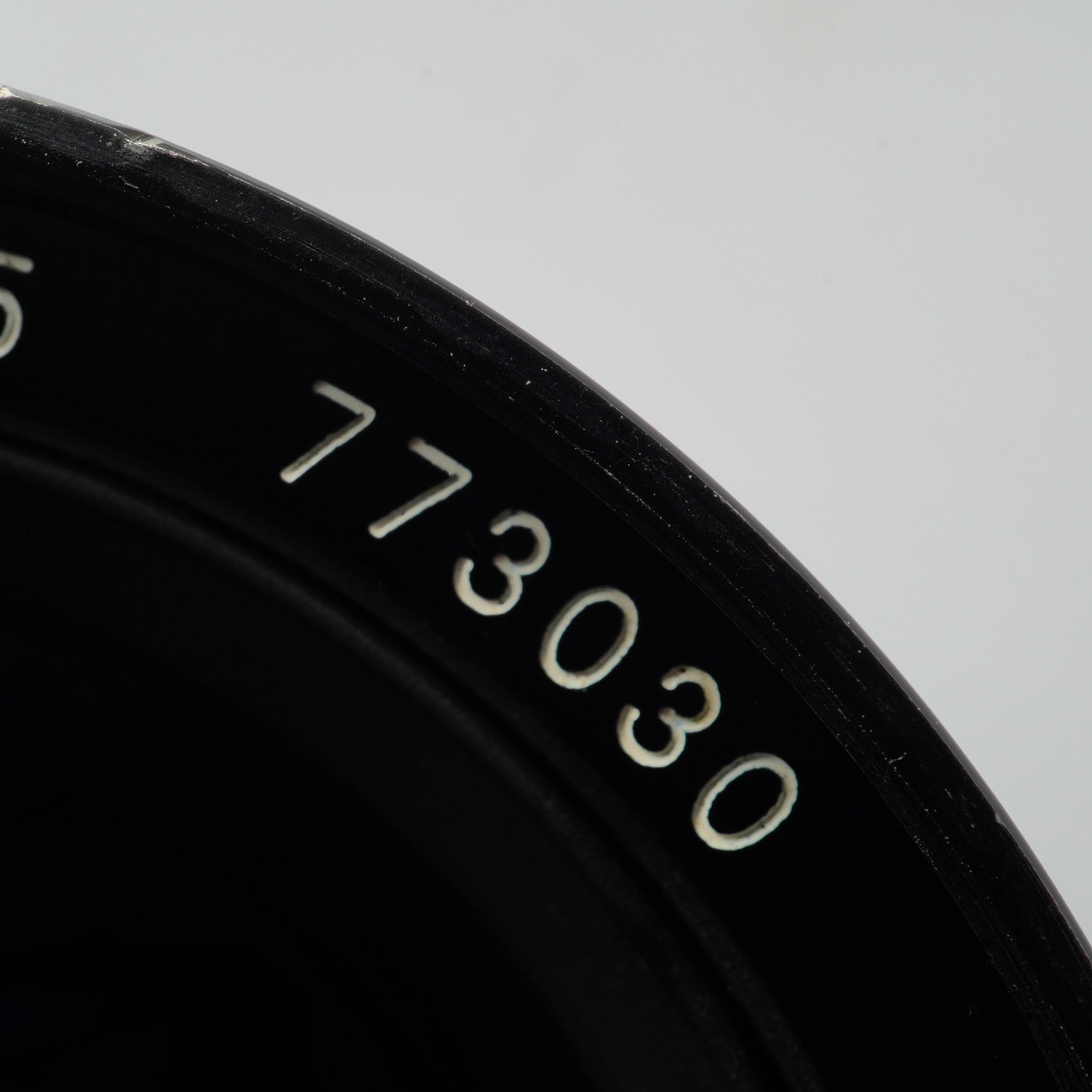 Nikon Ai Zoom NIKKOR 35-70mm F/3.5 Zoom Lens
