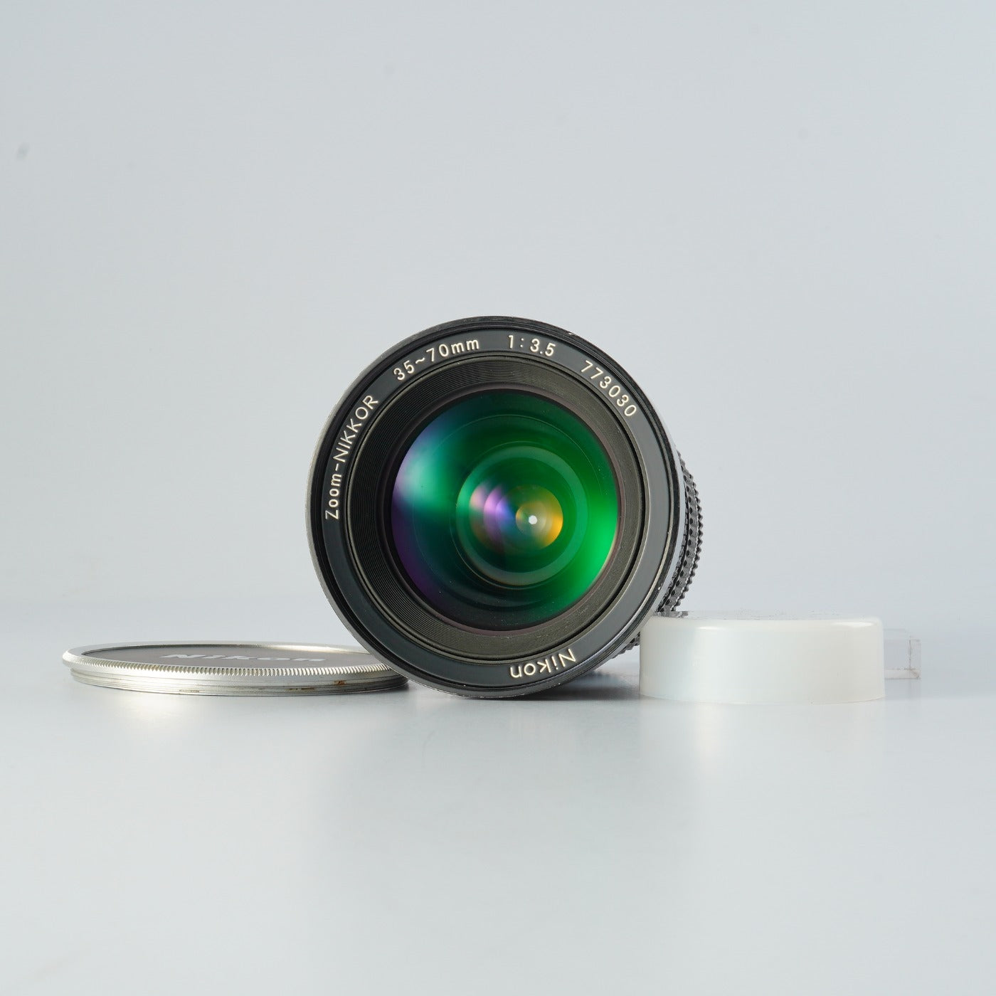 Nikon Ai Zoom NIKKOR 35-70mm F/3.5 Zoom Lens