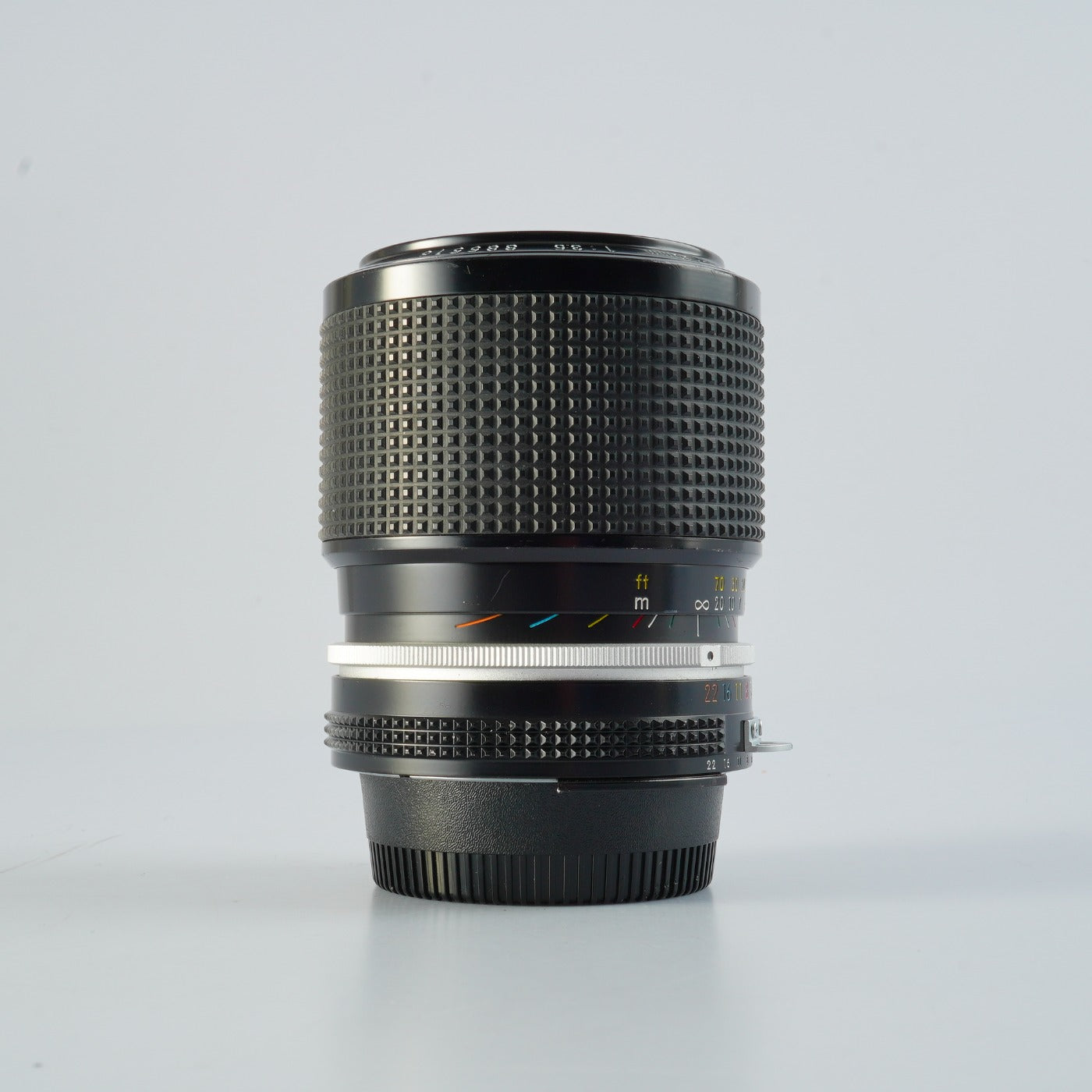 Nikon Ai Zoom-NIKKOR Auto 43-86mm F/3.5 Zoom Lens
