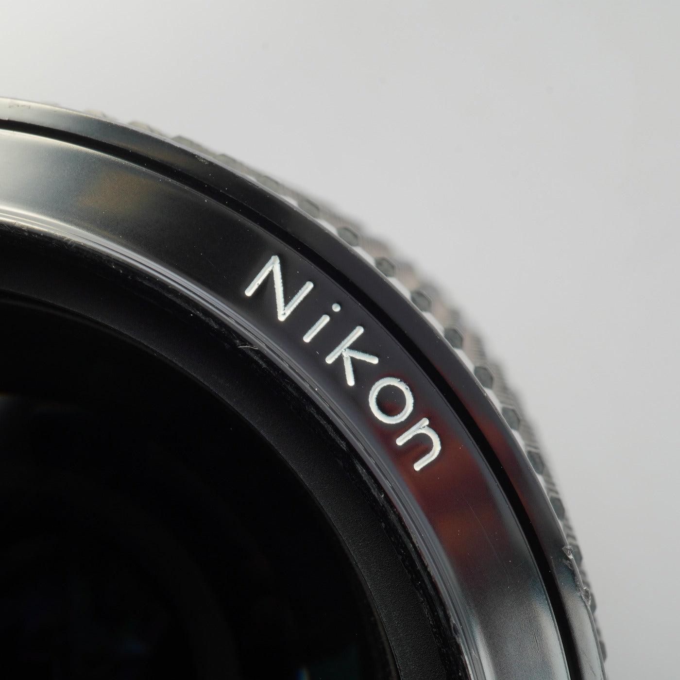 Nikon Ai Zoom-NIKKOR Auto 43-86mm F/3.5 Zoom Lens