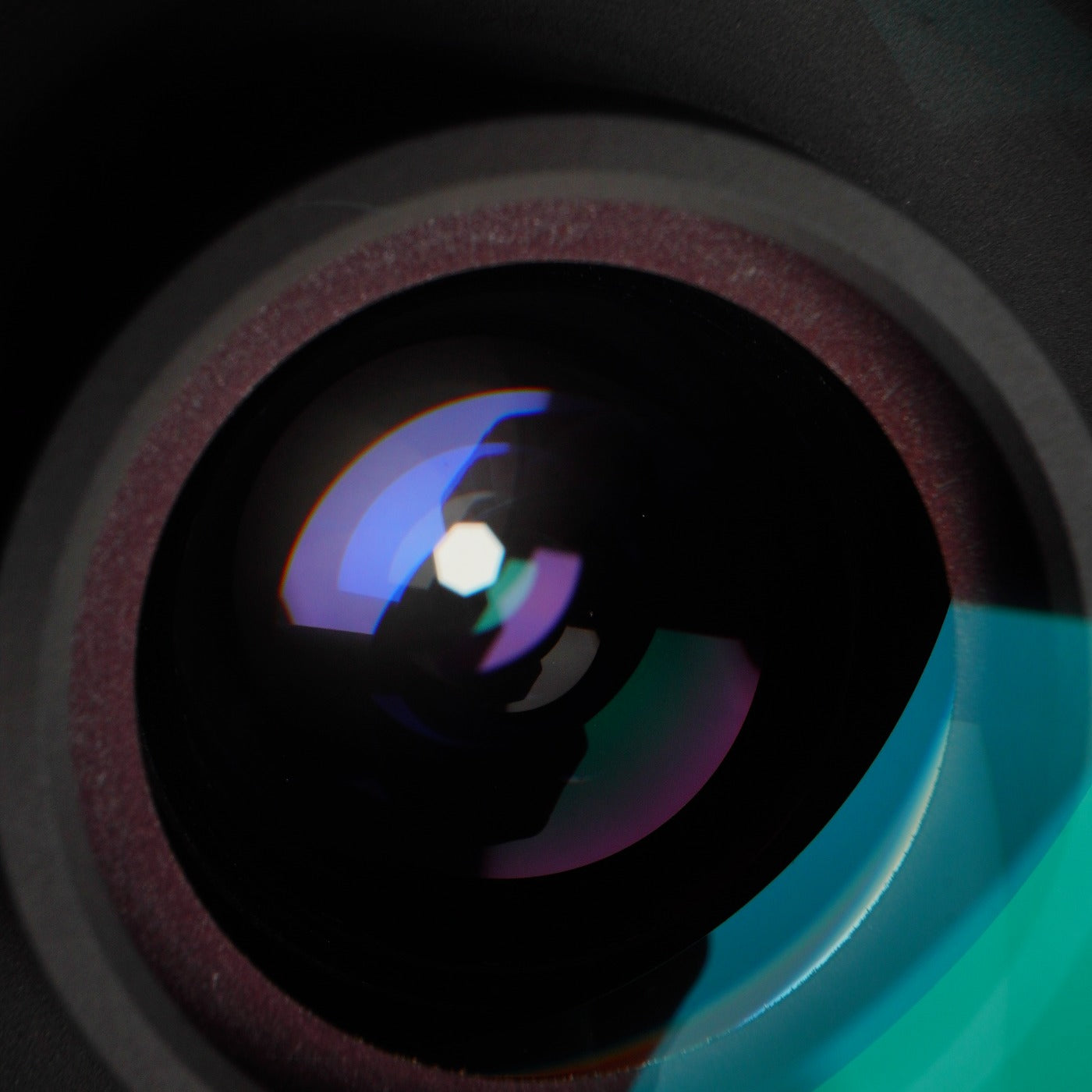 Nikon Ai Zoom-NIKKOR Auto 43-86mm F/3.5 Zoom Lens