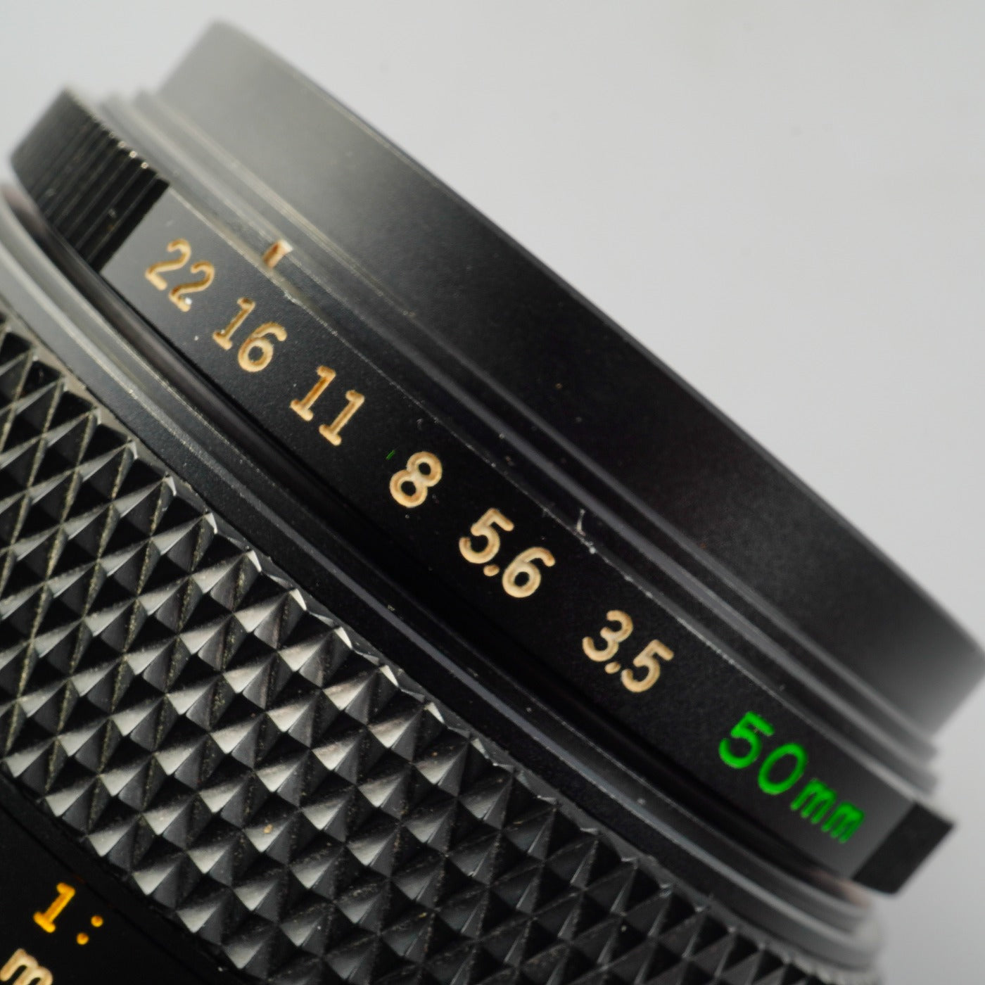 OLYMPUS OM-SYSTEM ZUIKO AUTO-MACRO 50mm F/3.5 単焦点レンズ – 山田