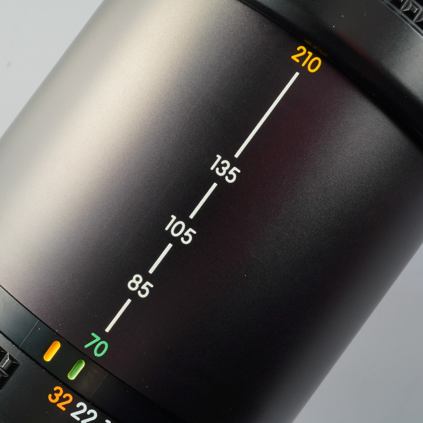 Nikon AF NIKKOR 70-210mm F/4-5.6 ズームレンズ