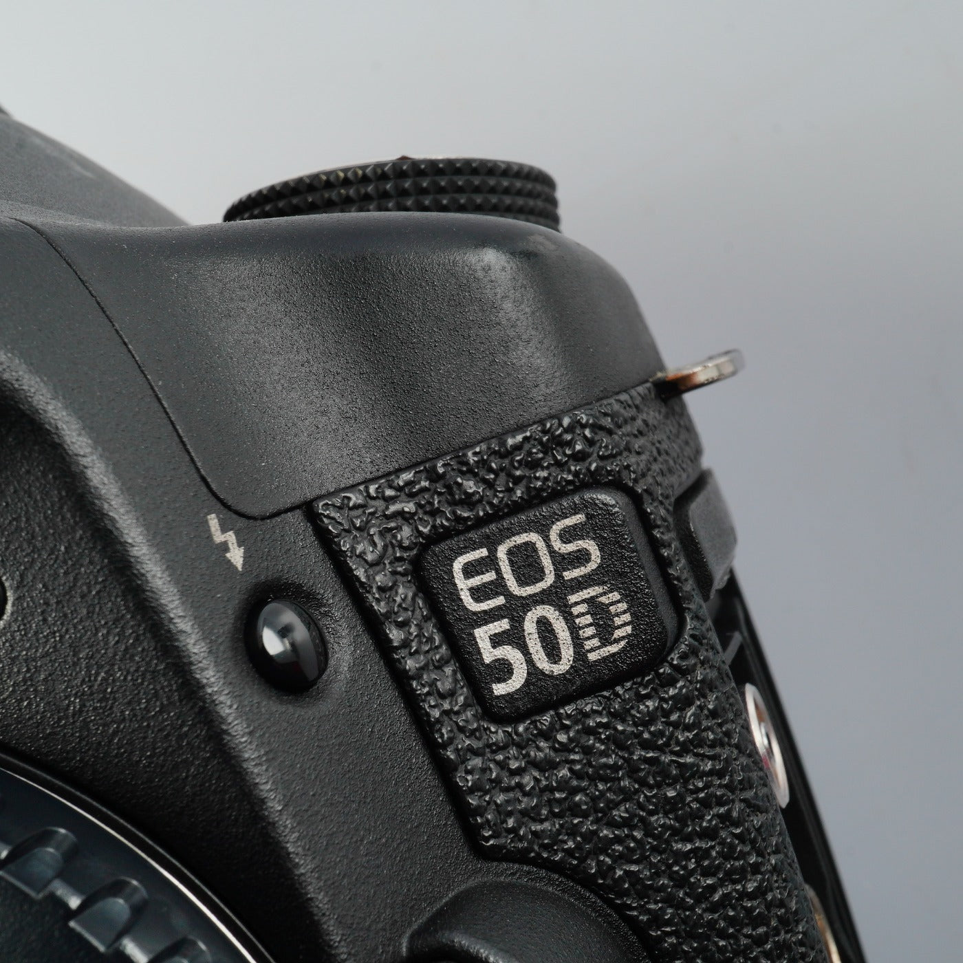 Canon EOS 50D + EF-S 18-55mm F/3.5-5.6 IS Ⅱ + CF 2GB デジタル一眼レフカメラ