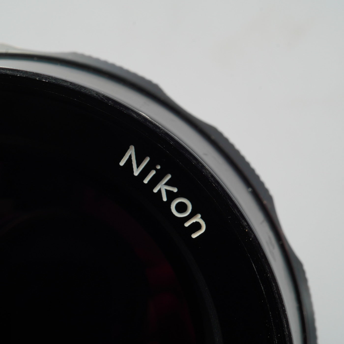 Nikon 非Ai NIKKOR-P Auto 105mm F/2.5 単焦点レンズ