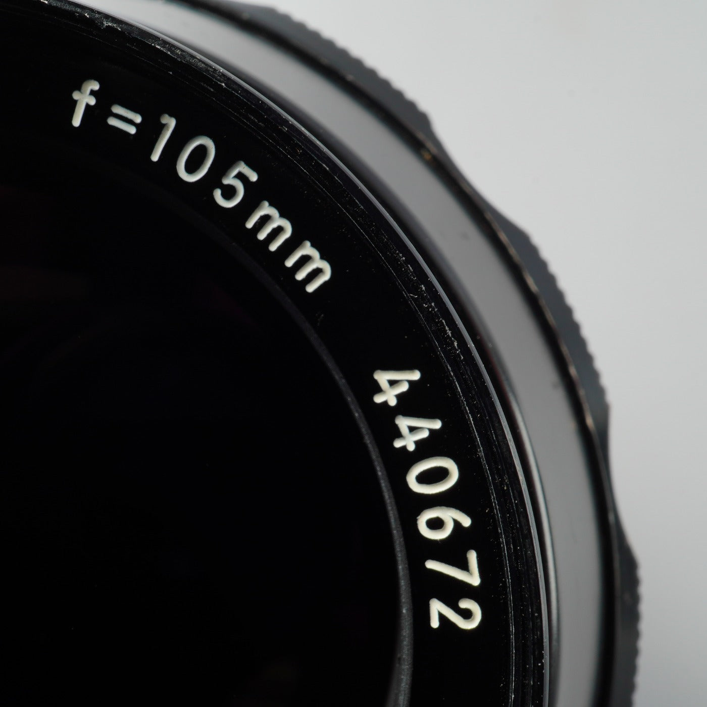 Nikon 非Ai NIKKOR-P Auto 105mm F/2.5 単焦点レンズ