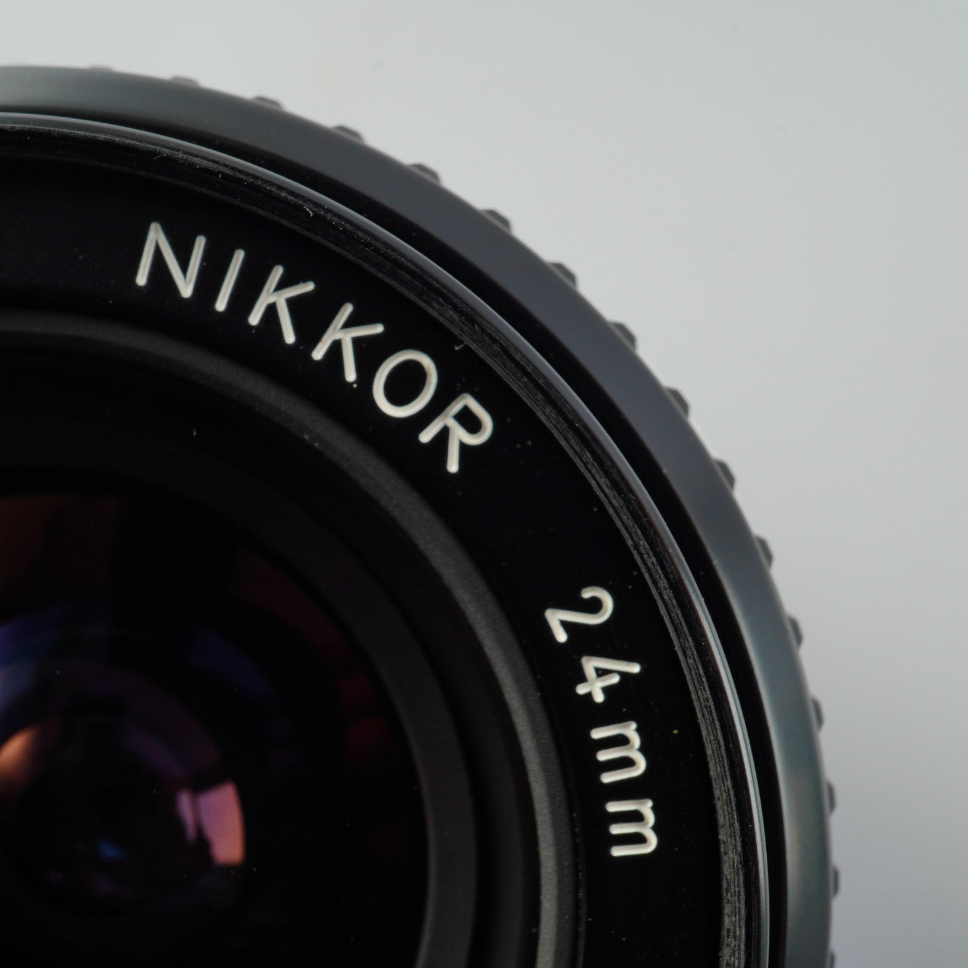 Nikon Ai NIKKOR 24mm F/2.8 単焦点レンズ