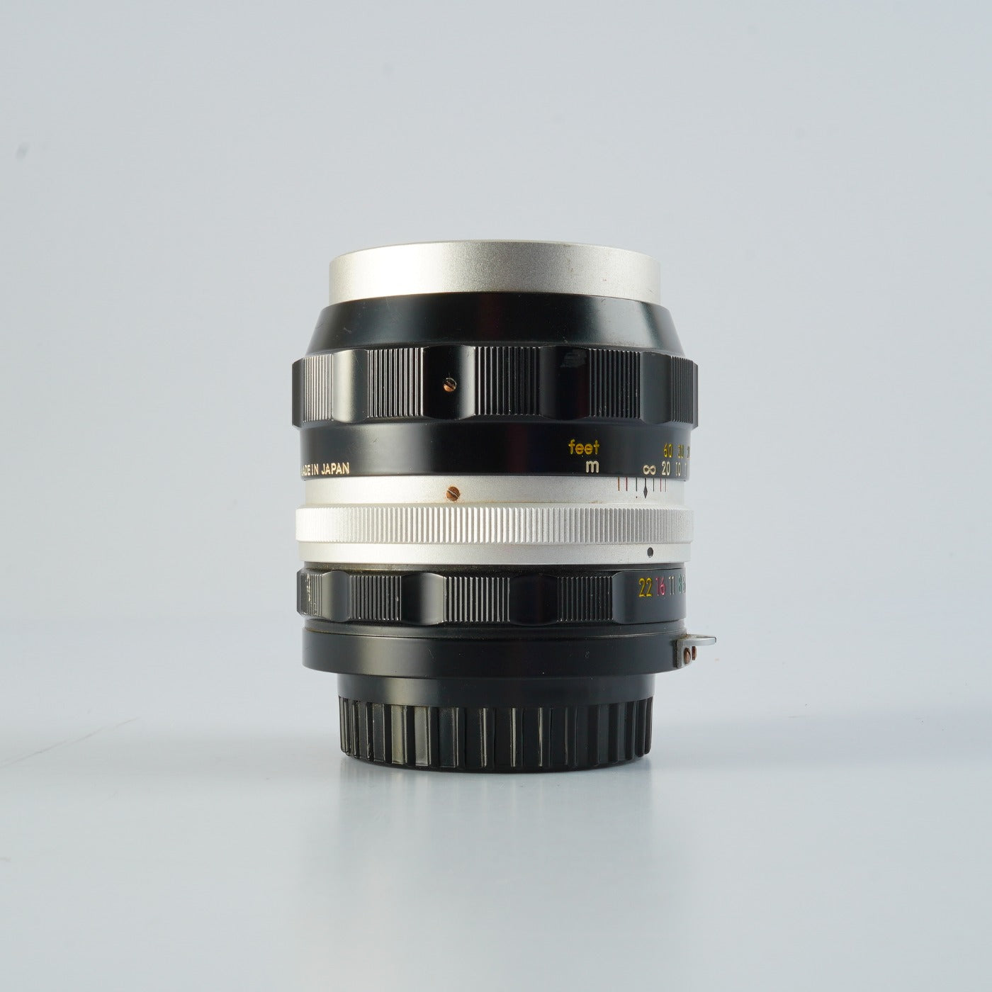 Nikon 非Ai NIKKOR-P Auto 105mm F/2.5 単焦点レンズ