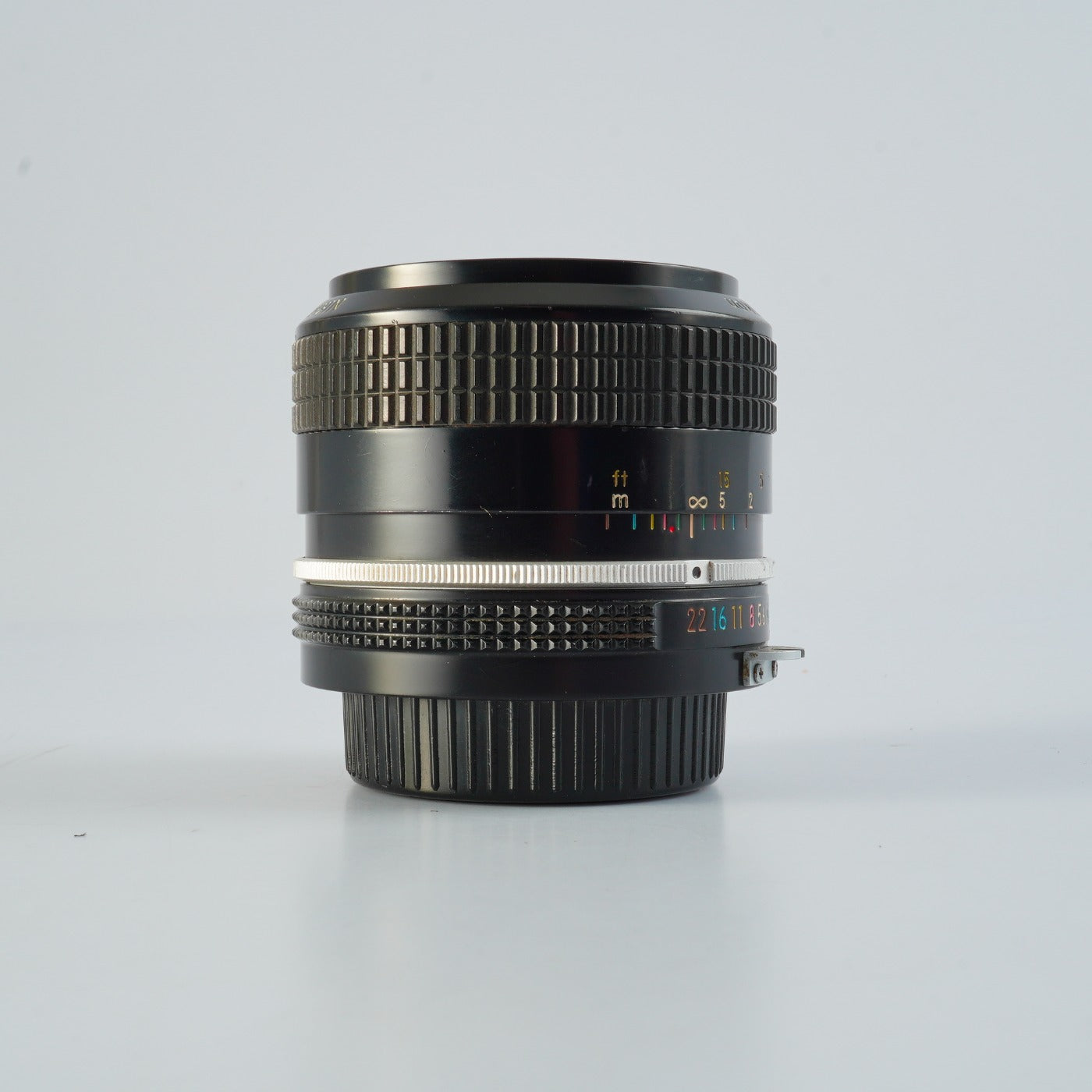Nikon 非Ai Nikkor 35mm F/2 単焦点レンズ