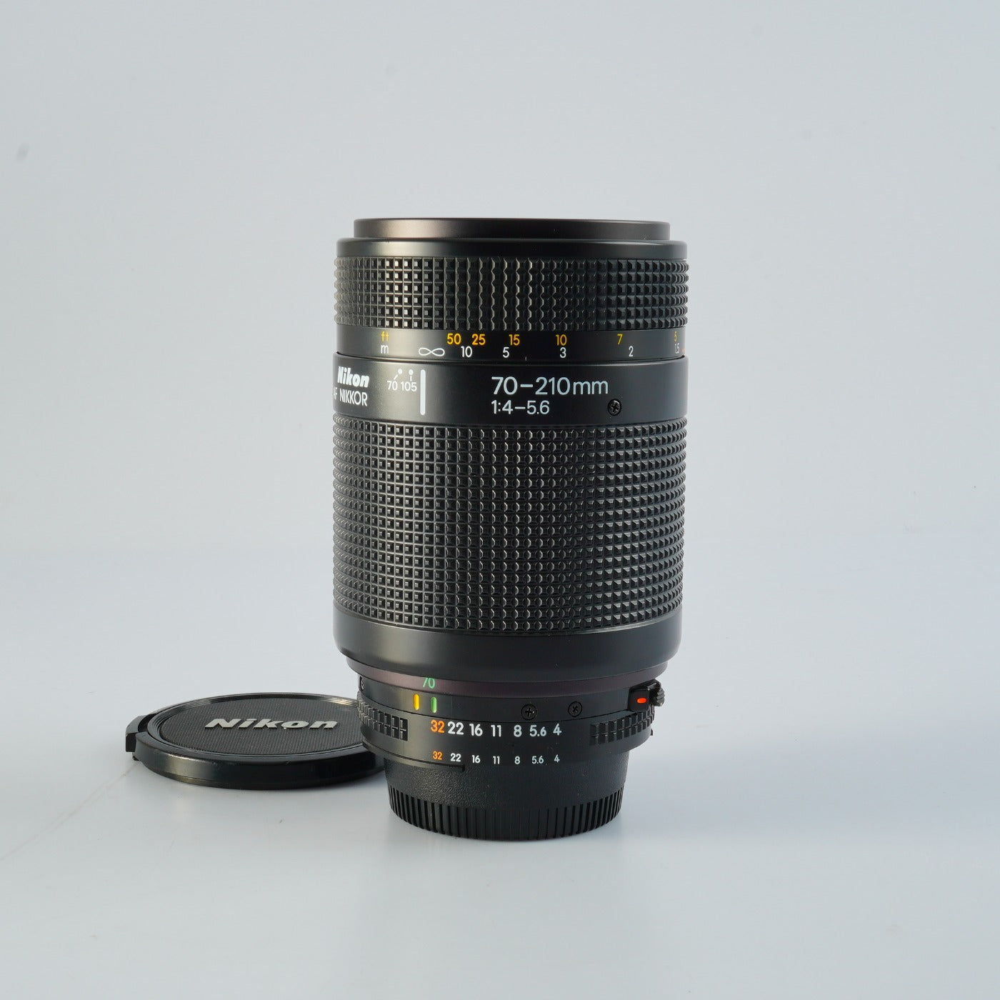 Nikon AF NIKKOR 70-210mm F/4-5.6 ズームレンズ