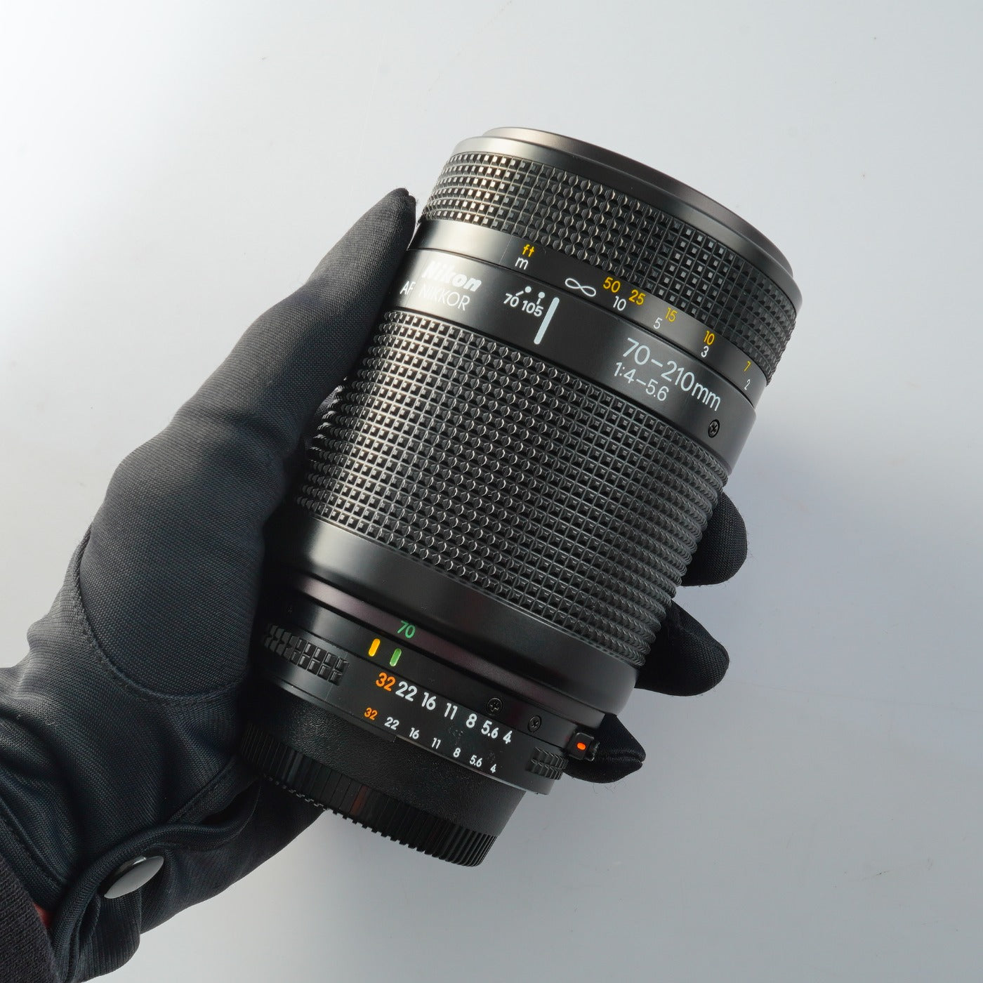 Nikon AF NIKKOR 70-210mm F/4-5.6 ズームレンズ