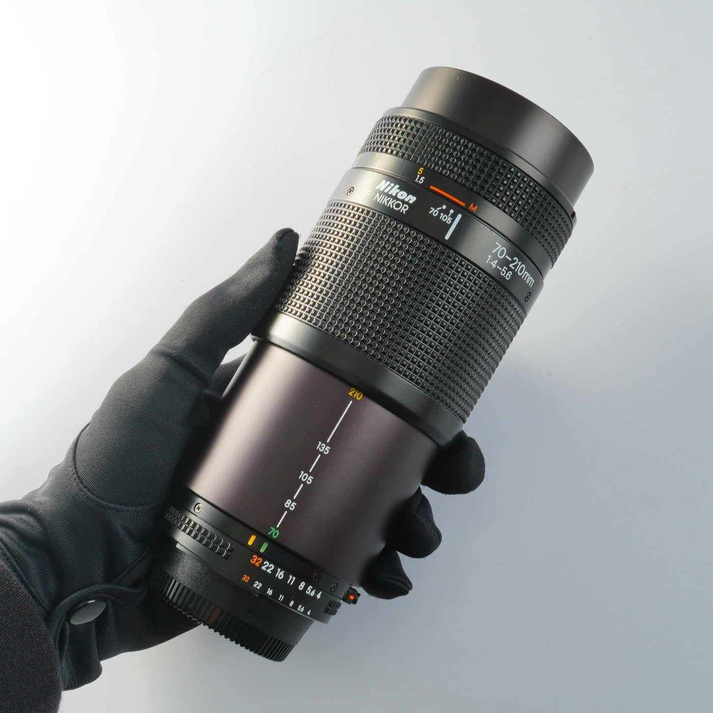 Nikon AF NIKKOR 70-210mm F/4-5.6 ズームレンズ