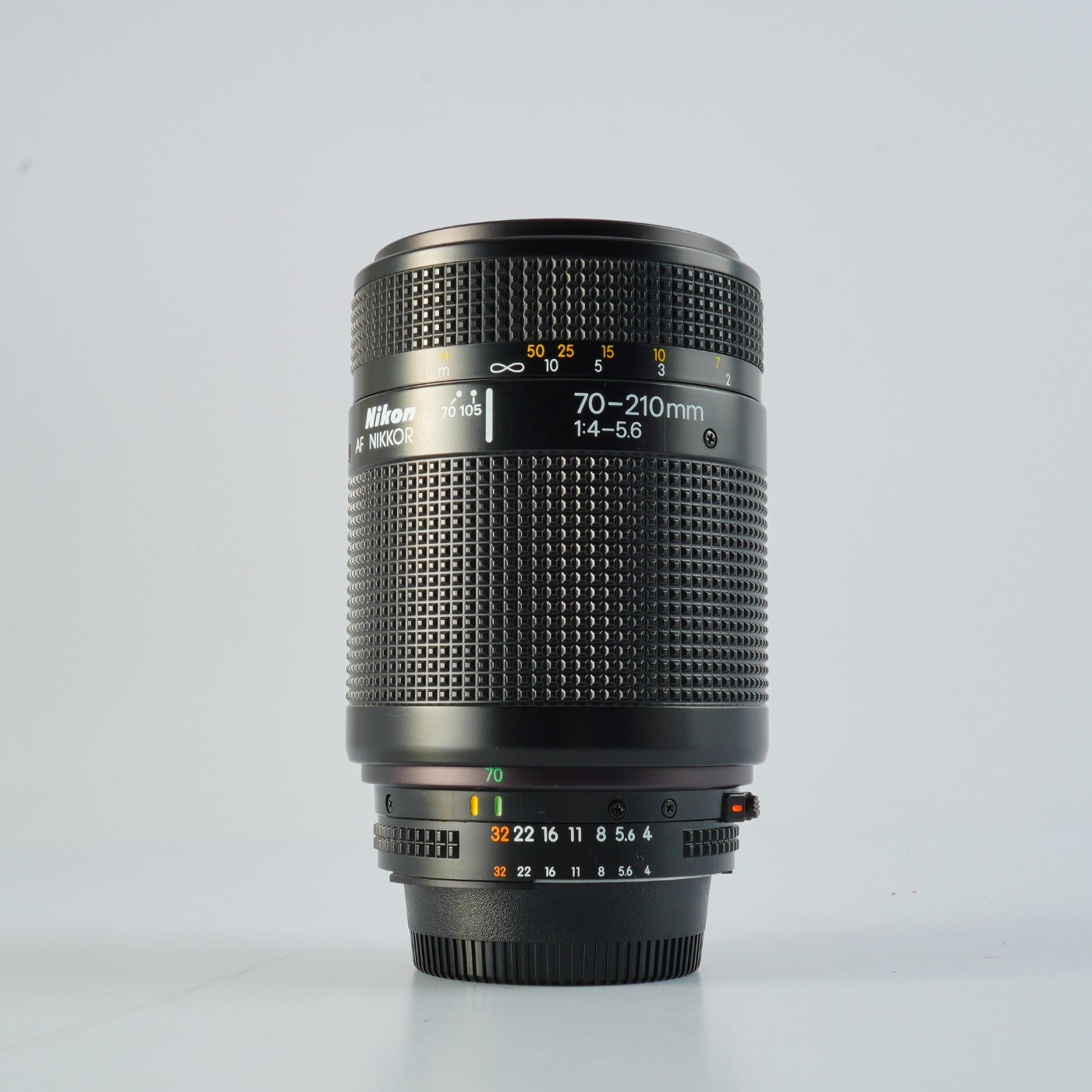 Nikon AF NIKKOR 70-210mm F/4-5.6 ズームレンズ
